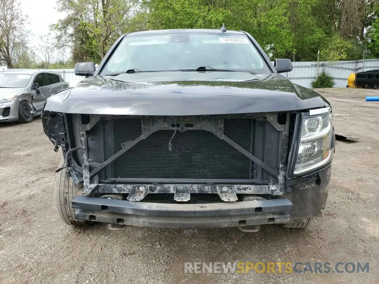 5 Photograph of a damaged car 1GNSKHKC3LR159188 CHEVROLET SUBURBAN 2020