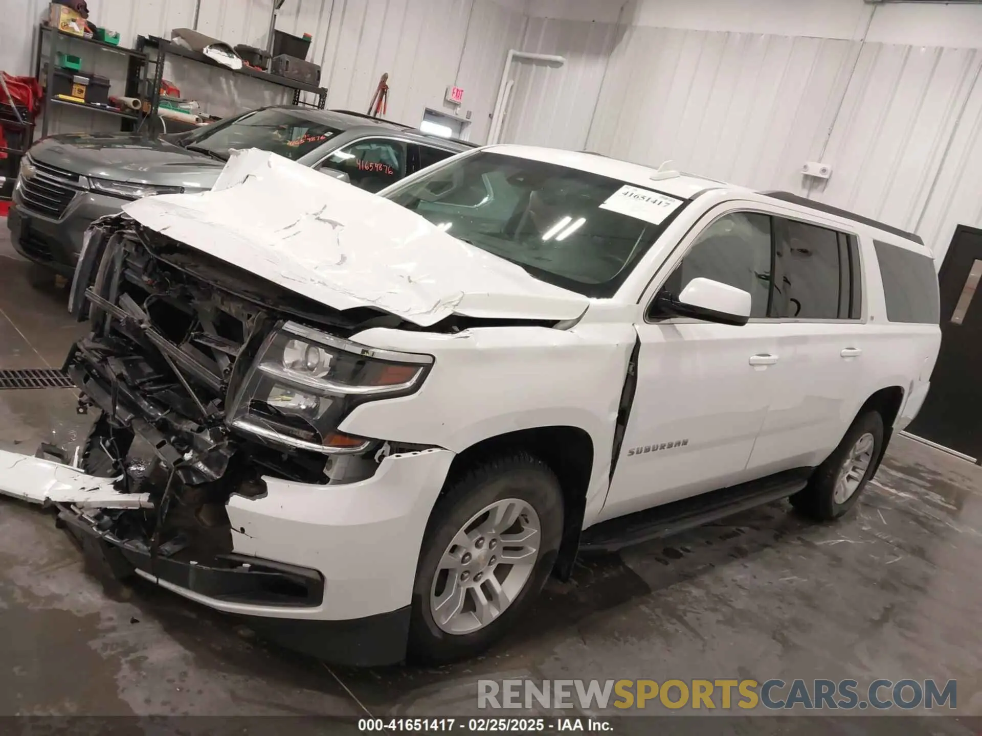 14 Photograph of a damaged car 1GNSKHKC5LR108971 CHEVROLET SUBURBAN 2020