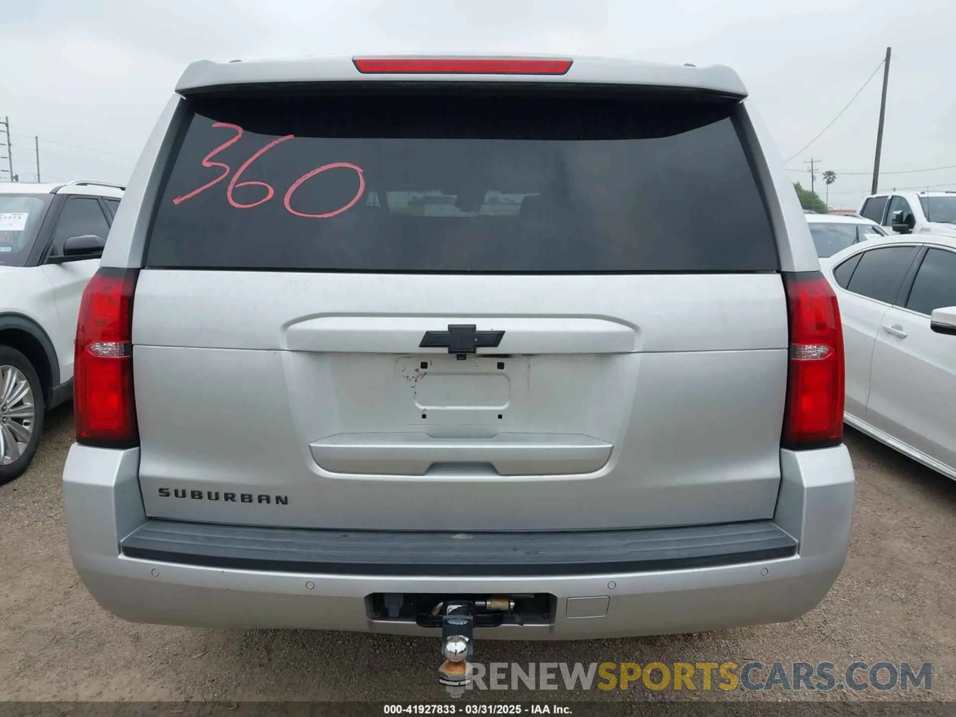 16 Photograph of a damaged car 1GNSKHKC7LR246446 CHEVROLET SUBURBAN 2020