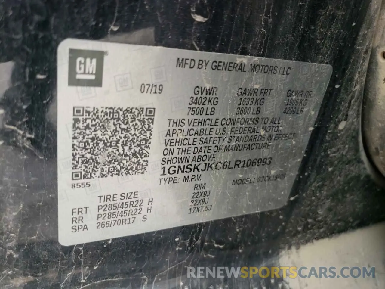13 Photograph of a damaged car 1GNSKJKC6LR106993 CHEVROLET SUBURBAN 2020