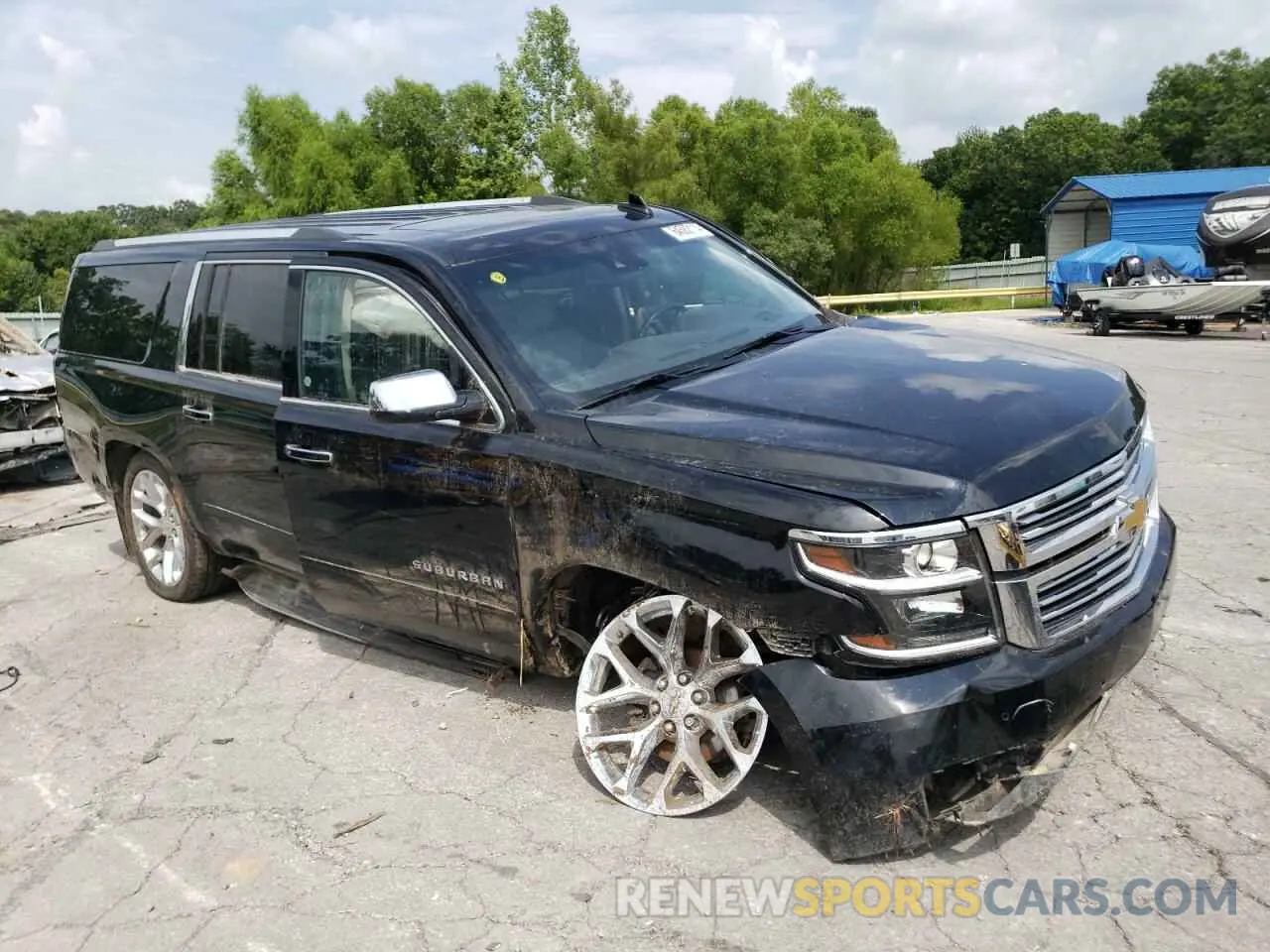4 Photograph of a damaged car 1GNSKJKC6LR106993 CHEVROLET SUBURBAN 2020