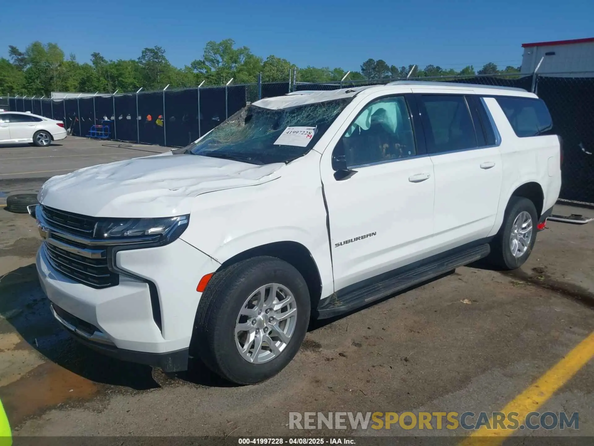 2 Photograph of a damaged car 1GNSCCKD0MR174984 CHEVROLET SUBURBAN 2021