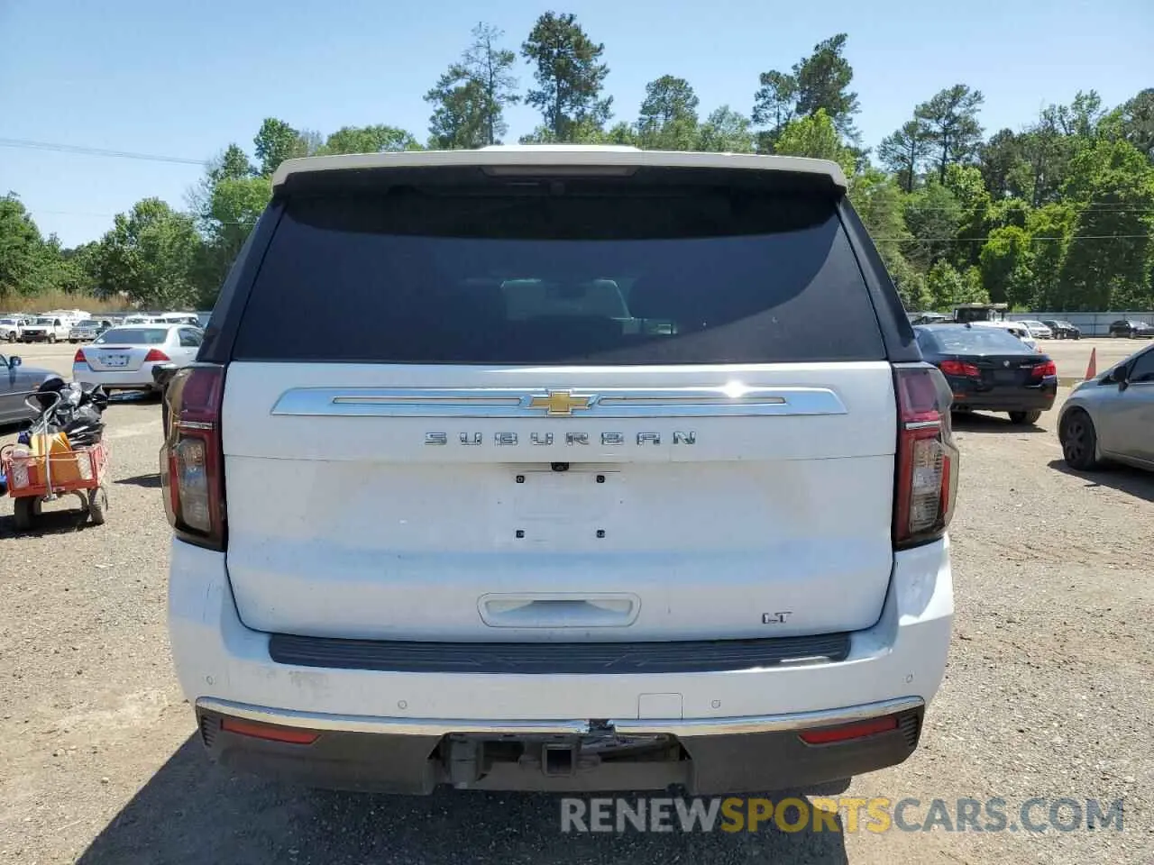 6 Photograph of a damaged car 1GNSCCKD2MR265366 CHEVROLET SUBURBAN 2021