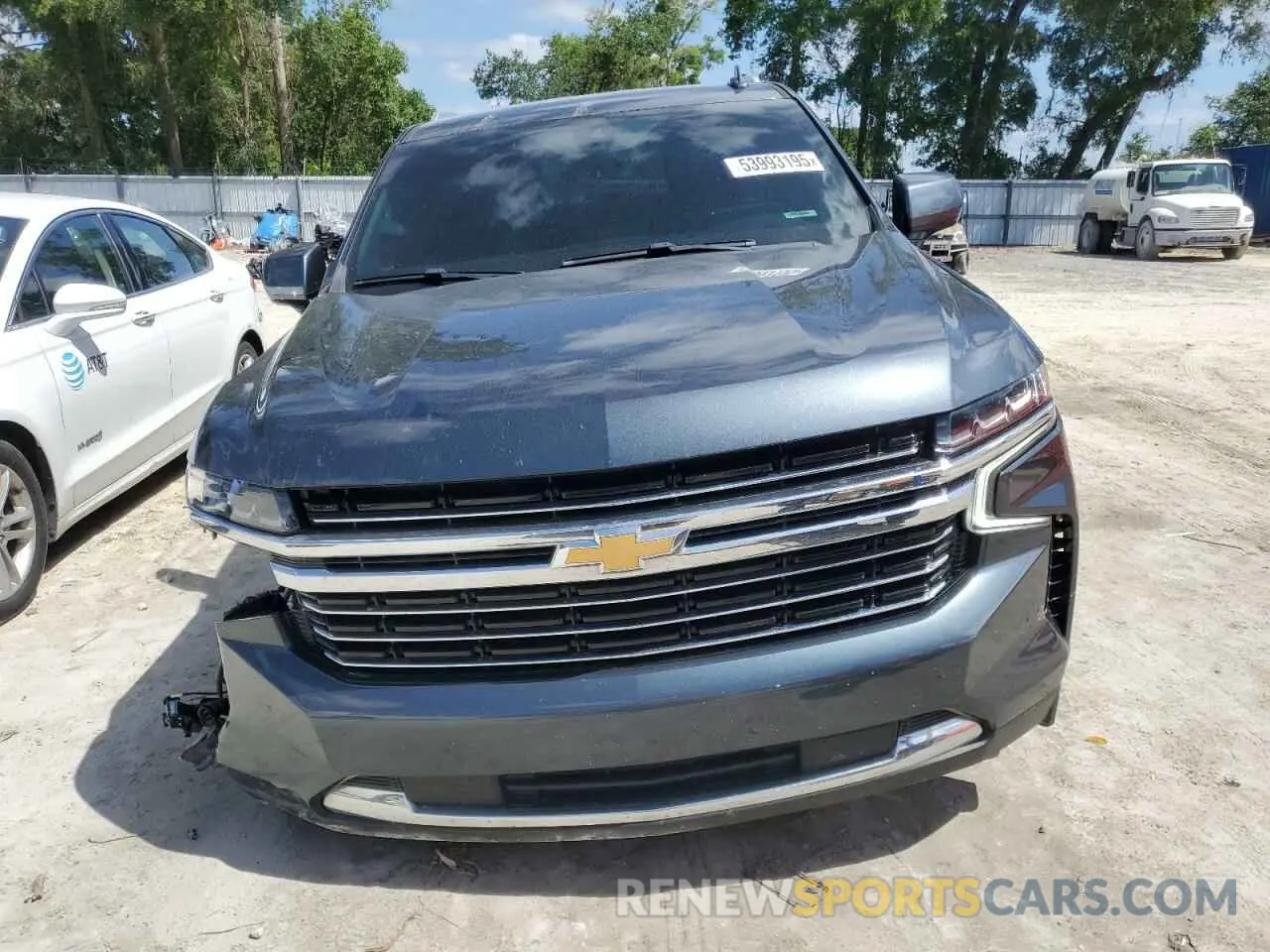 5 Photograph of a damaged car 1GNSCCKD2MR469892 CHEVROLET SUBURBAN 2021