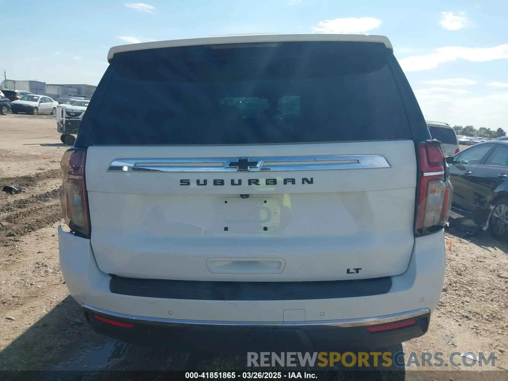 15 Photograph of a damaged car 1GNSCCKD4MR379983 CHEVROLET SUBURBAN 2021