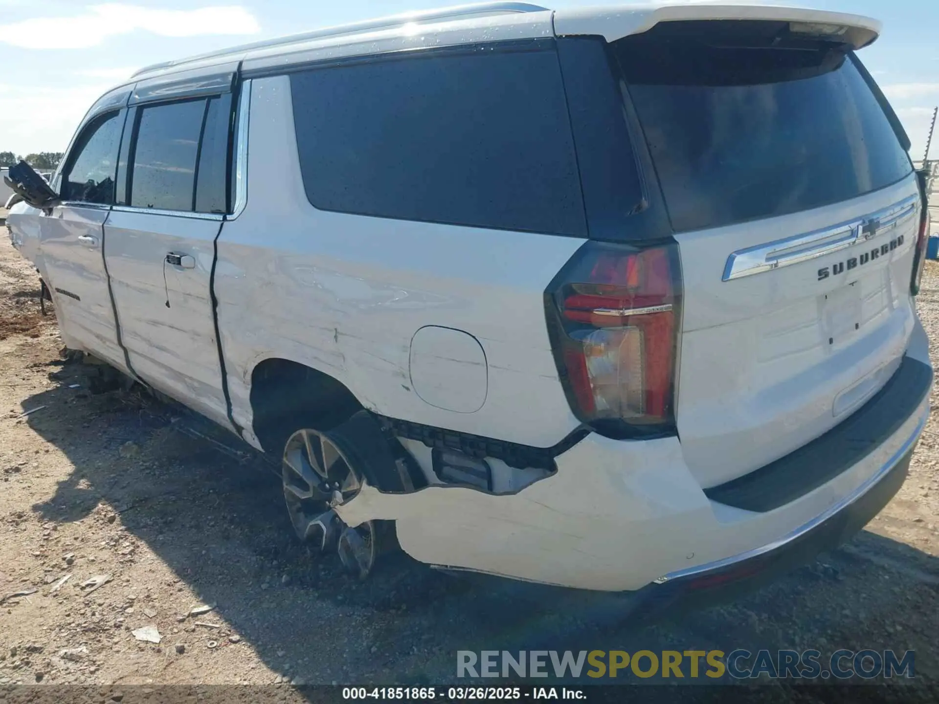 3 Photograph of a damaged car 1GNSCCKD4MR379983 CHEVROLET SUBURBAN 2021