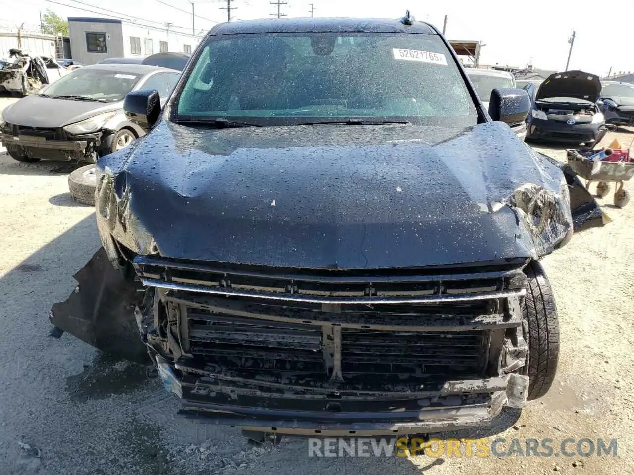 5 Photograph of a damaged car 1GNSCCKD5MR333272 CHEVROLET SUBURBAN 2021