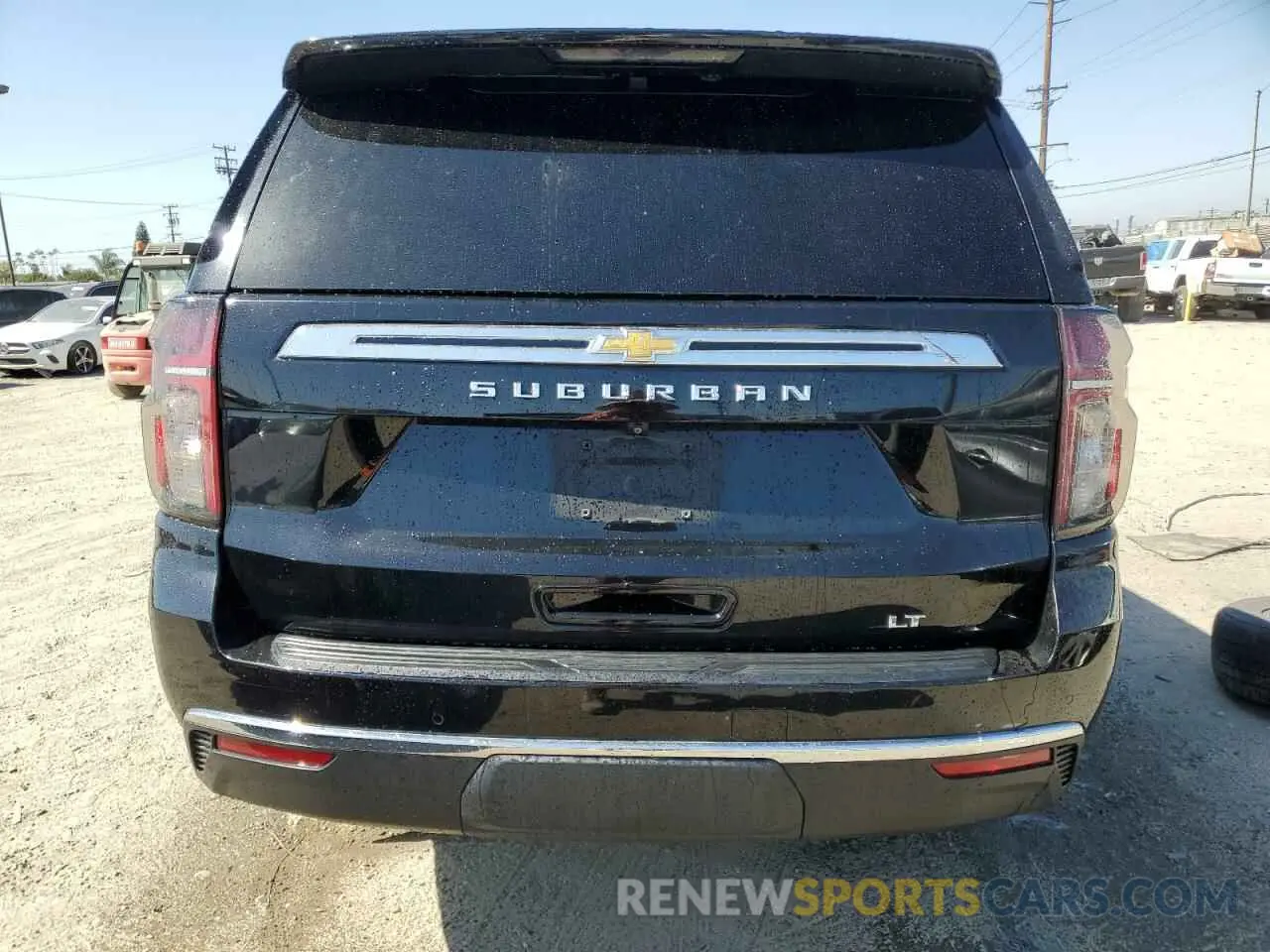 6 Photograph of a damaged car 1GNSCCKD5MR333272 CHEVROLET SUBURBAN 2021