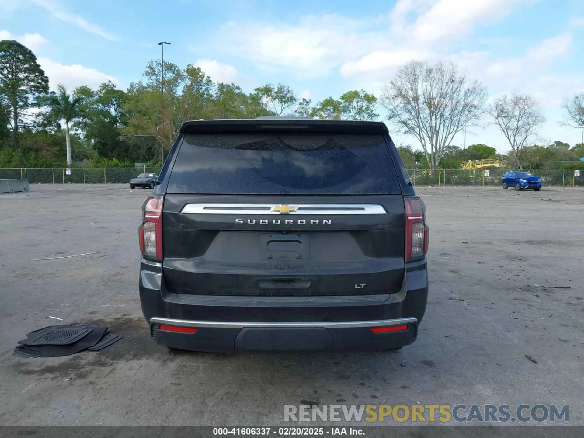 16 Photograph of a damaged car 1GNSCCKD8MR269020 CHEVROLET SUBURBAN 2021
