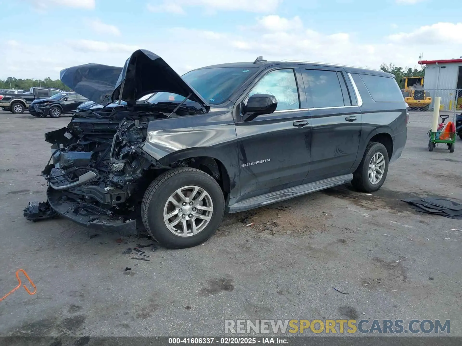 2 Photograph of a damaged car 1GNSCCKD8MR269020 CHEVROLET SUBURBAN 2021