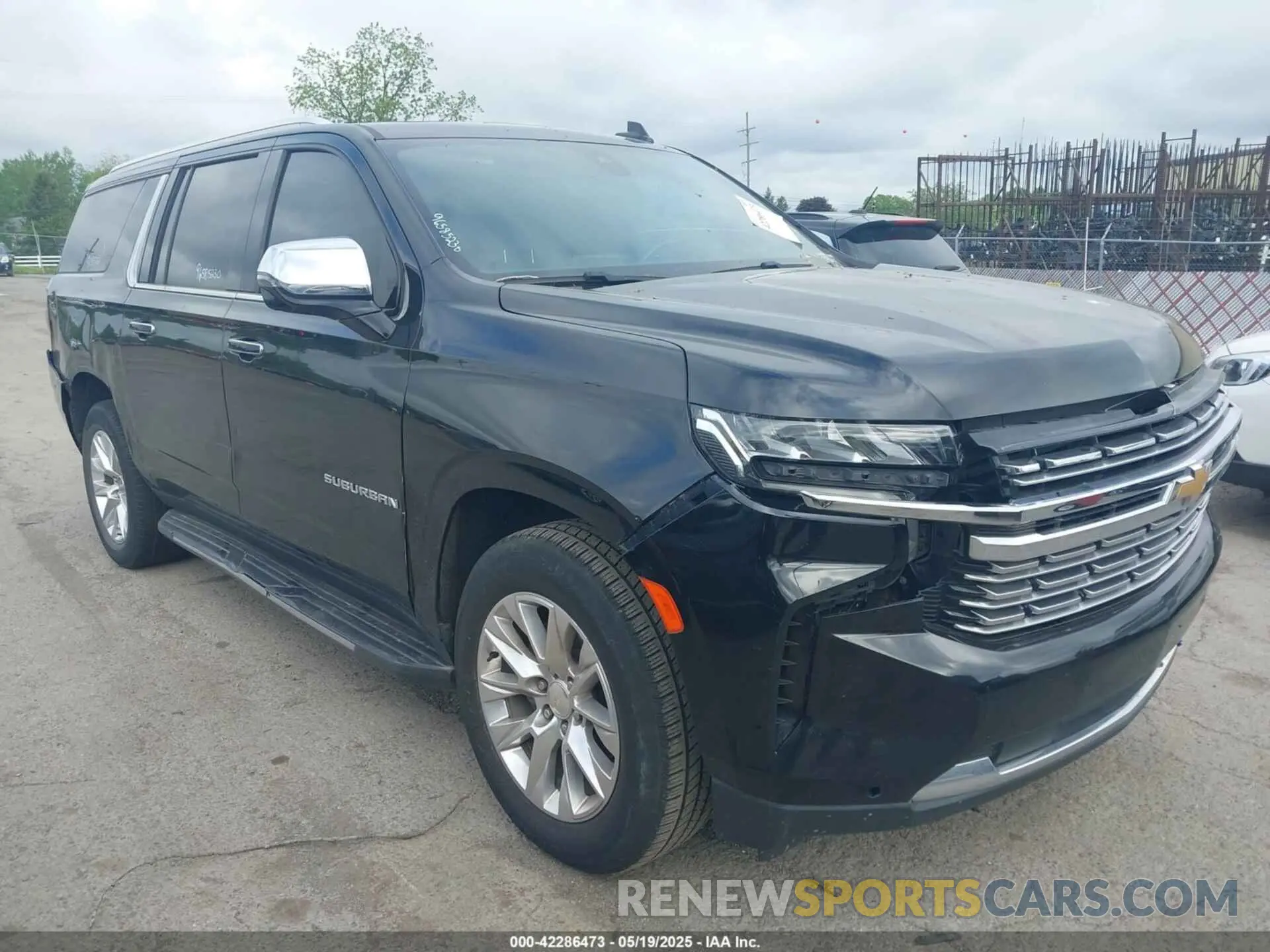 1 Photograph of a damaged car 1GNSCFKD4MR307179 CHEVROLET SUBURBAN 2021