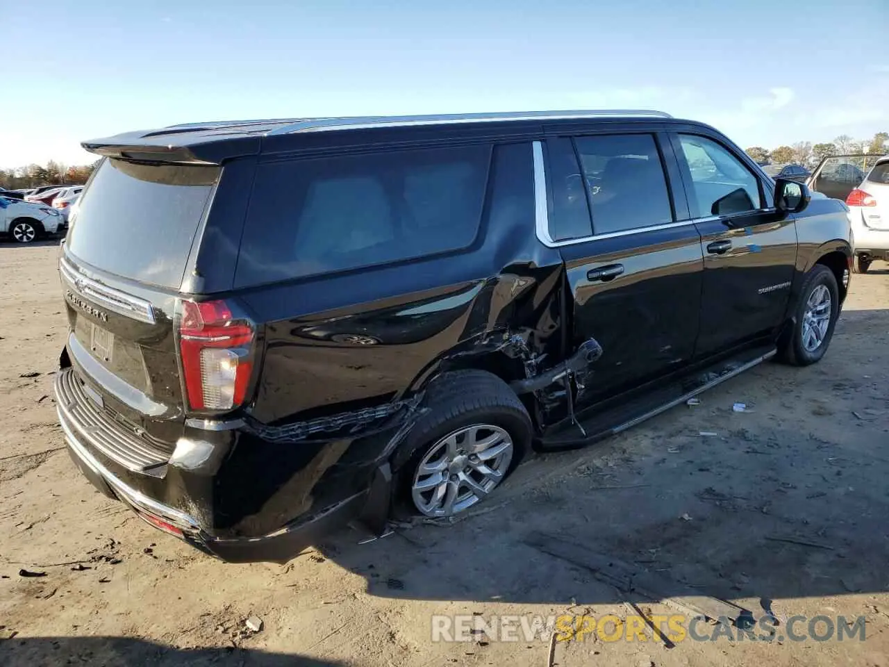 3 Photograph of a damaged car 1GNSKCKD0MR348460 CHEVROLET SUBURBAN 2021