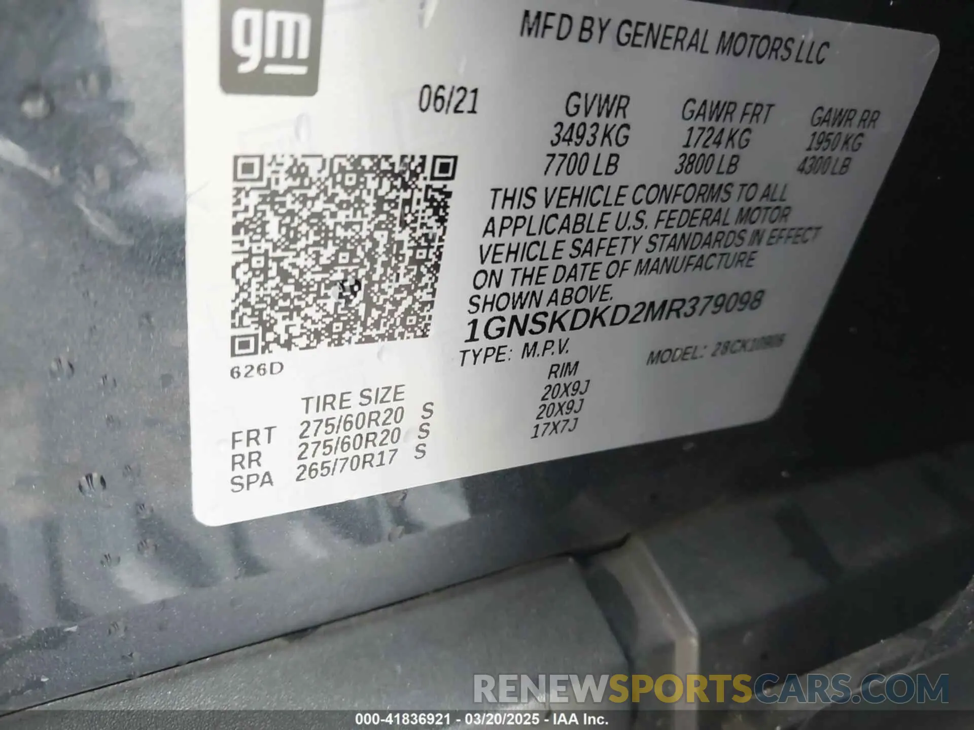 9 Photograph of a damaged car 1GNSKDKD2MR379098 CHEVROLET SUBURBAN 2021