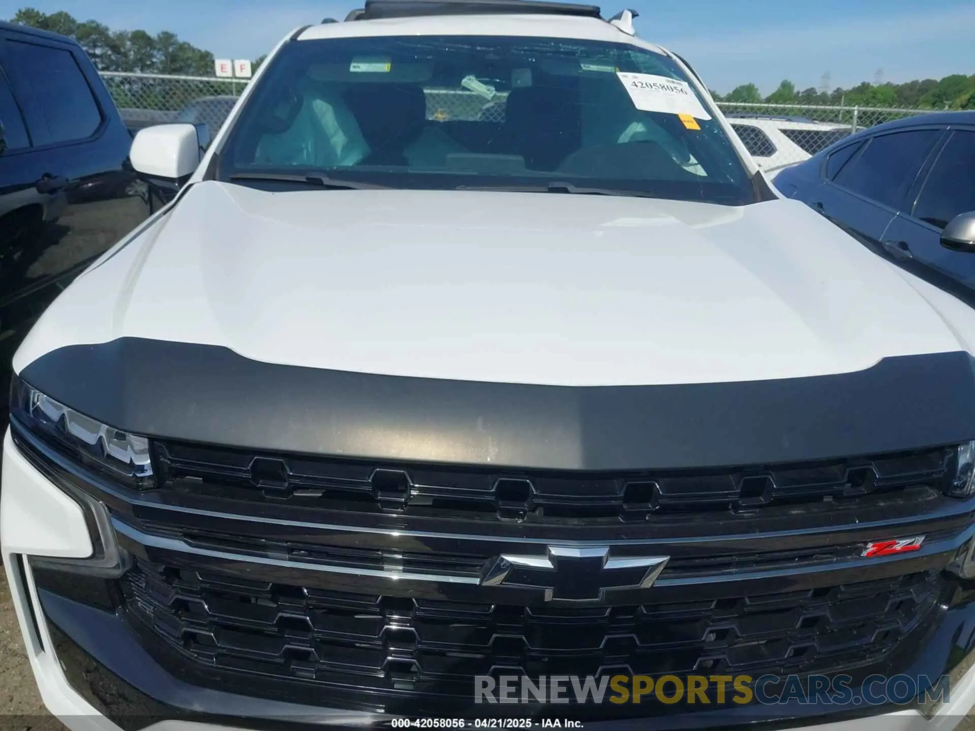 10 Photograph of a damaged car 1GNSKDKD4MR492681 CHEVROLET SUBURBAN 2021