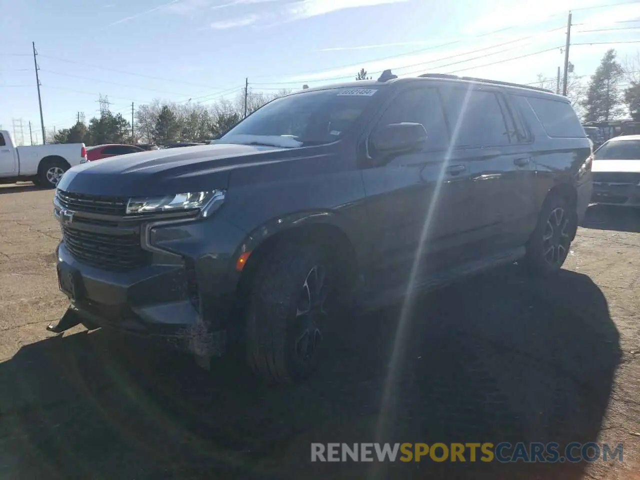 1 Photograph of a damaged car 1GNSKEKD8MR193782 CHEVROLET SUBURBAN 2021