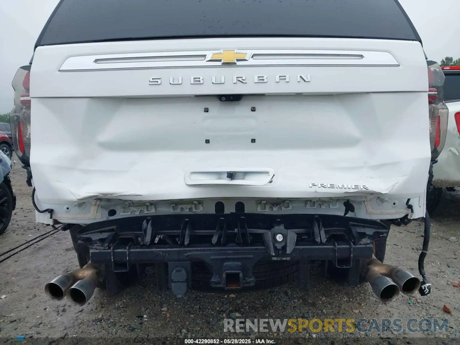 6 Photograph of a damaged car 1GNSKFKD0MR282462 CHEVROLET SUBURBAN 2021