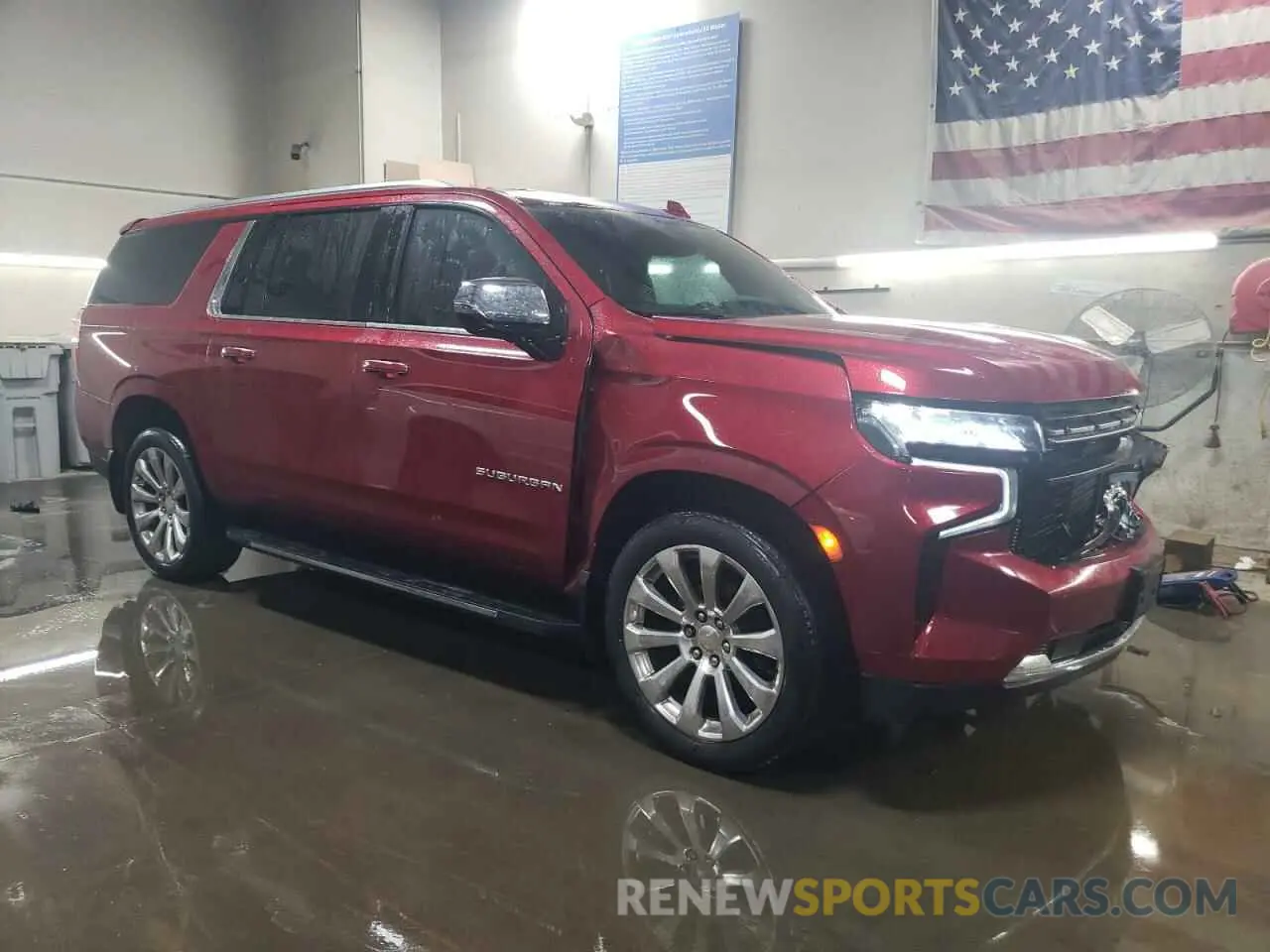4 Photograph of a damaged car 1GNSKFKD2MR288263 CHEVROLET SUBURBAN 2021
