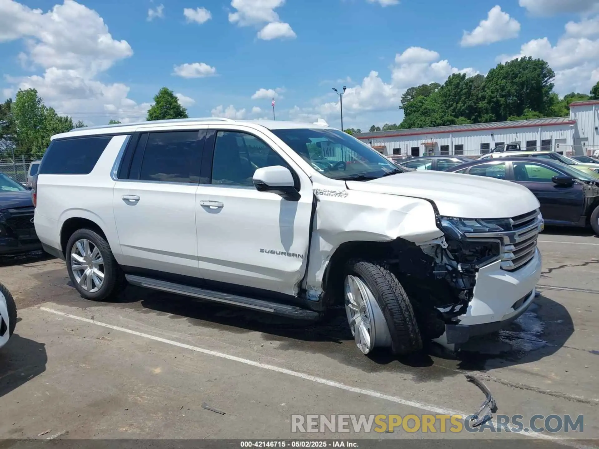 13 Photograph of a damaged car 1GNSKGKL3MR222298 CHEVROLET SUBURBAN 2021