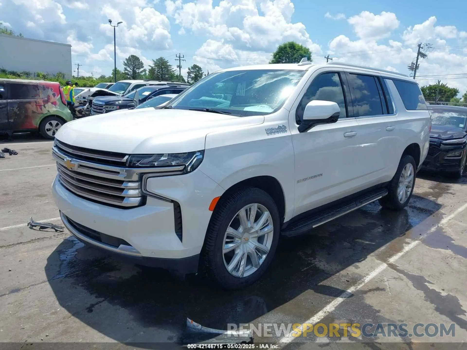 2 Photograph of a damaged car 1GNSKGKL3MR222298 CHEVROLET SUBURBAN 2021