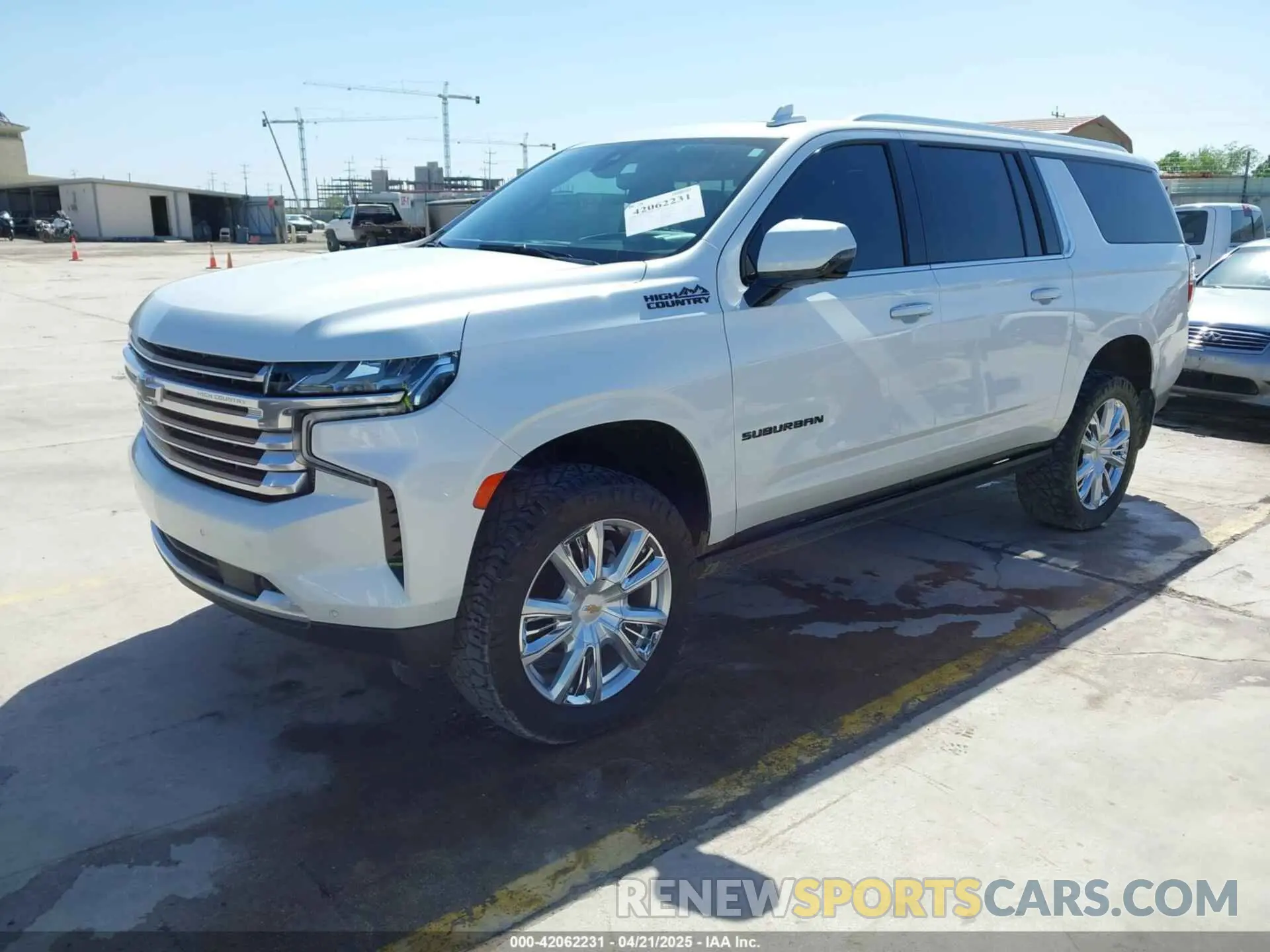 2 Photograph of a damaged car 1GNSKGKLXMR293496 CHEVROLET SUBURBAN 2021