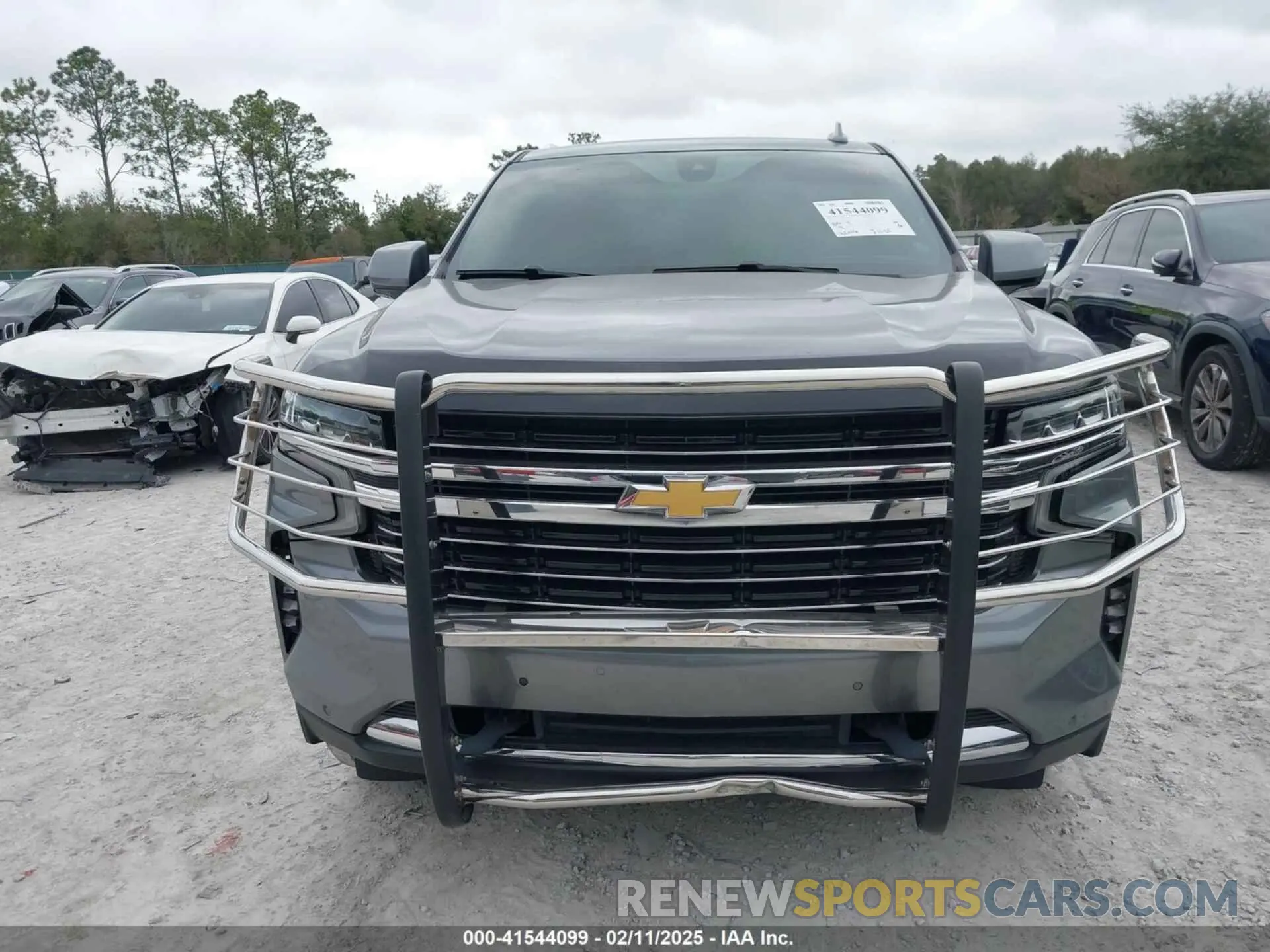 12 Photograph of a damaged car 1GNSCCKD2NR147903 CHEVROLET SUBURBAN 2022