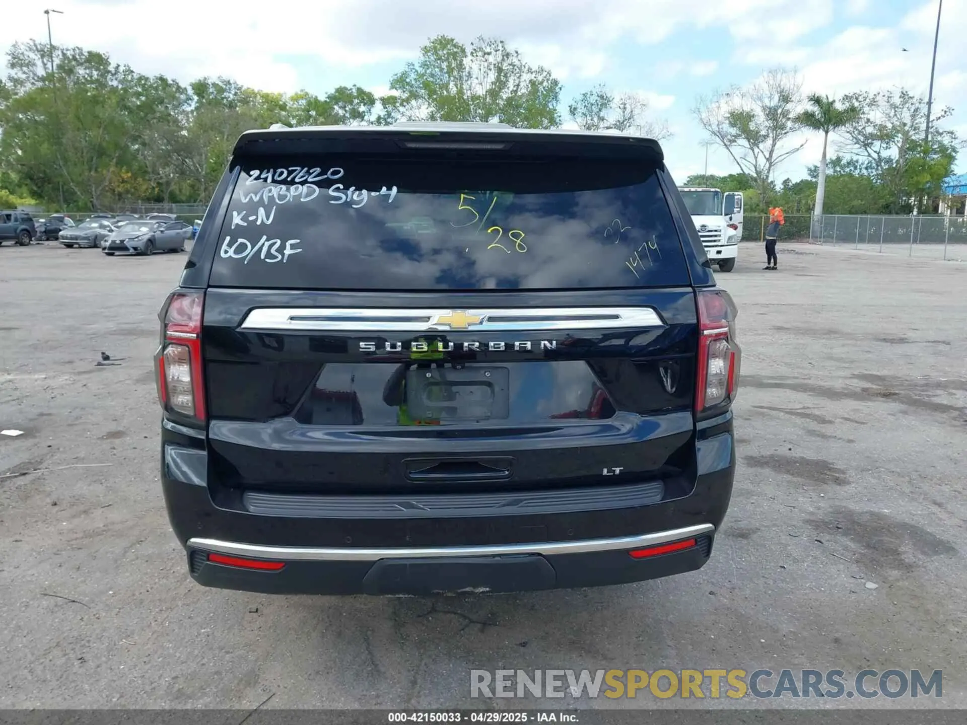 16 Photograph of a damaged car 1GNSCCKD2NR201474 CHEVROLET SUBURBAN 2022