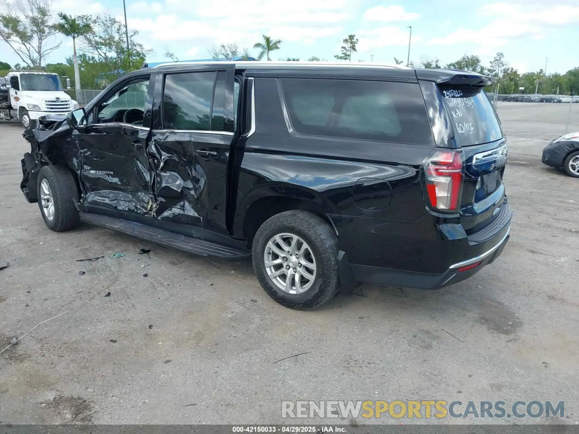 3 Photograph of a damaged car 1GNSCCKD2NR201474 CHEVROLET SUBURBAN 2022