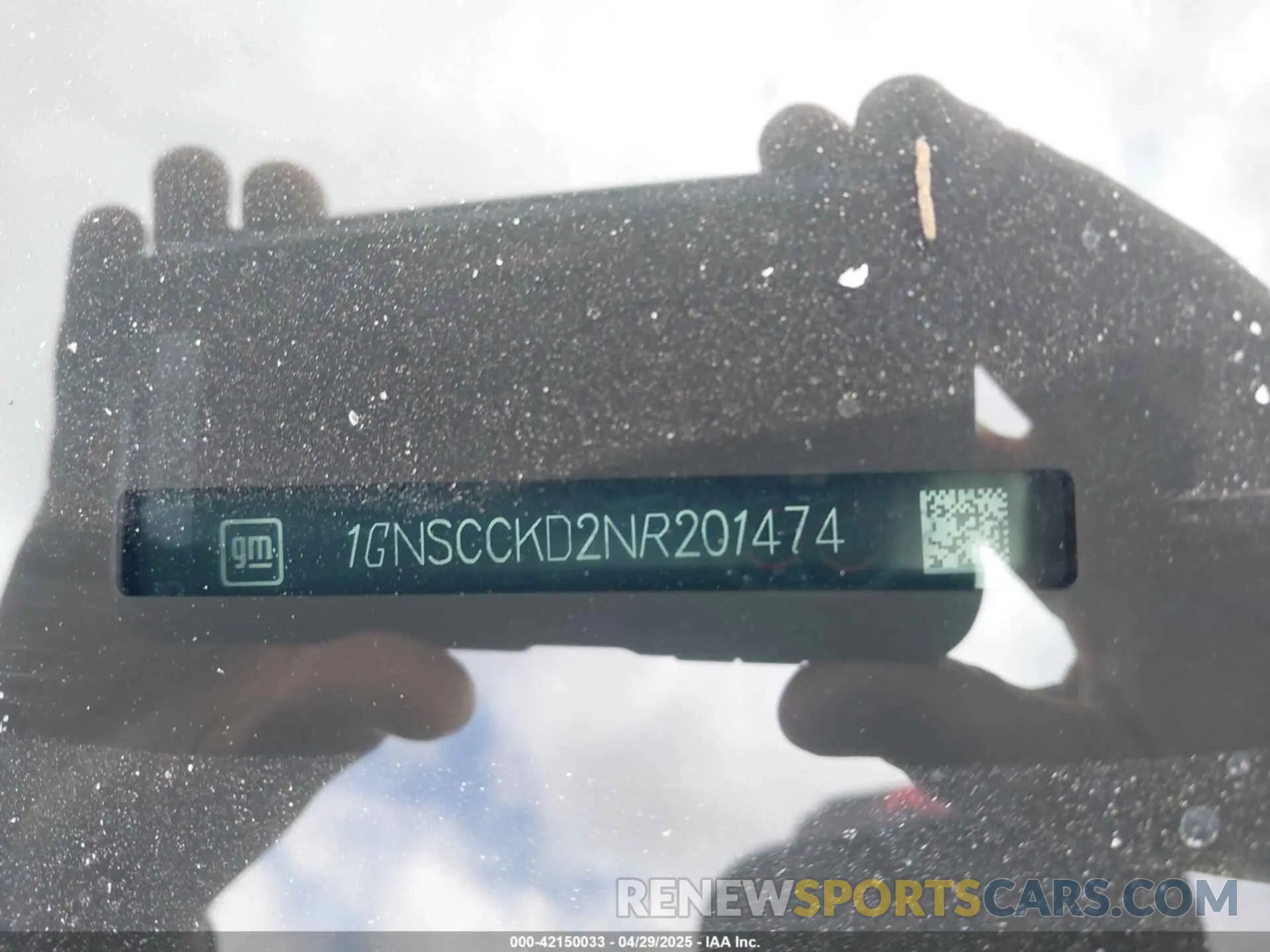 9 Photograph of a damaged car 1GNSCCKD2NR201474 CHEVROLET SUBURBAN 2022