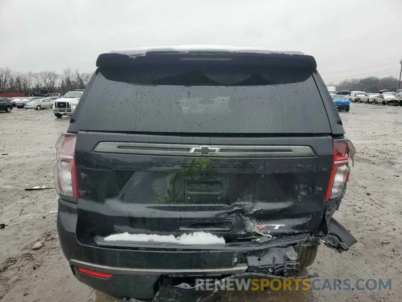 6 Photograph of a damaged car 1GNSCEKD0NR307918 CHEVROLET SUBURBAN 2022