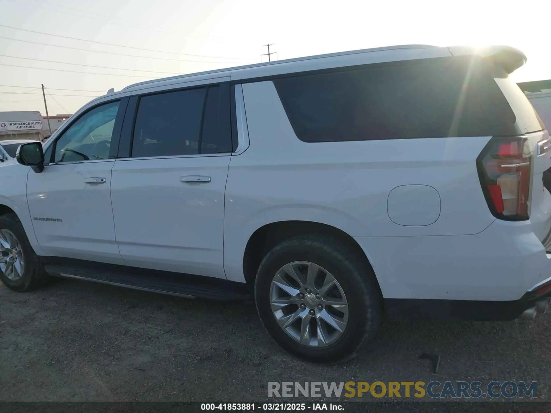 14 Photograph of a damaged car 1GNSCFKDXNR180648 CHEVROLET SUBURBAN 2022