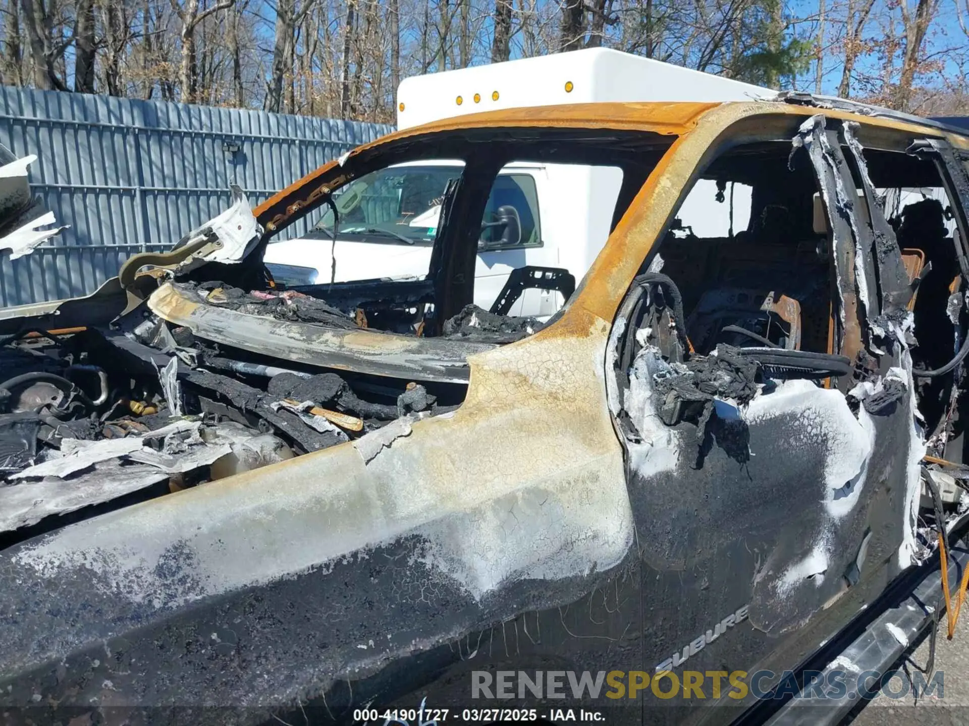 6 Photograph of a damaged car 1GNSKAKD1NR139735 CHEVROLET SUBURBAN 2022
