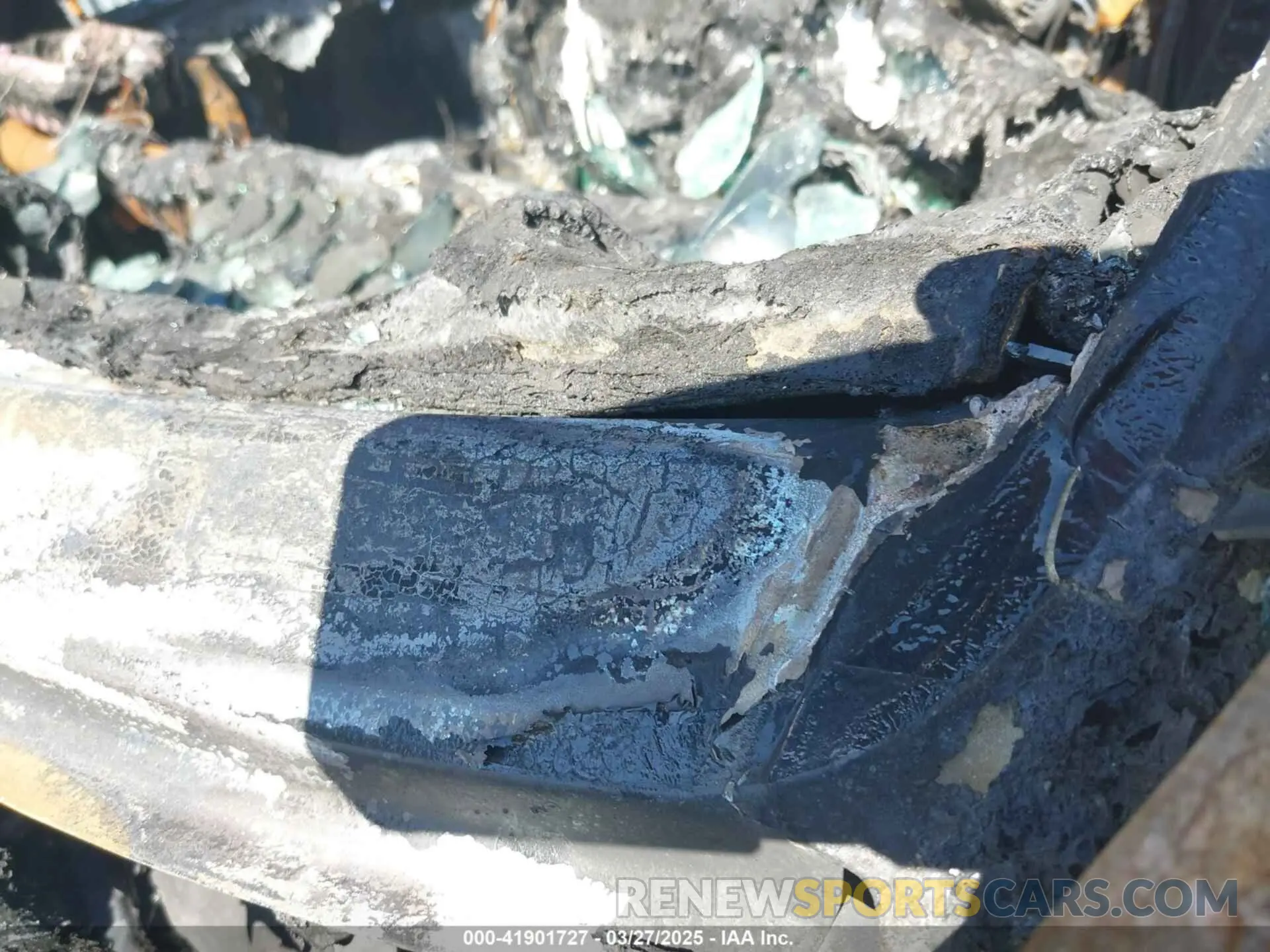 9 Photograph of a damaged car 1GNSKAKD1NR139735 CHEVROLET SUBURBAN 2022
