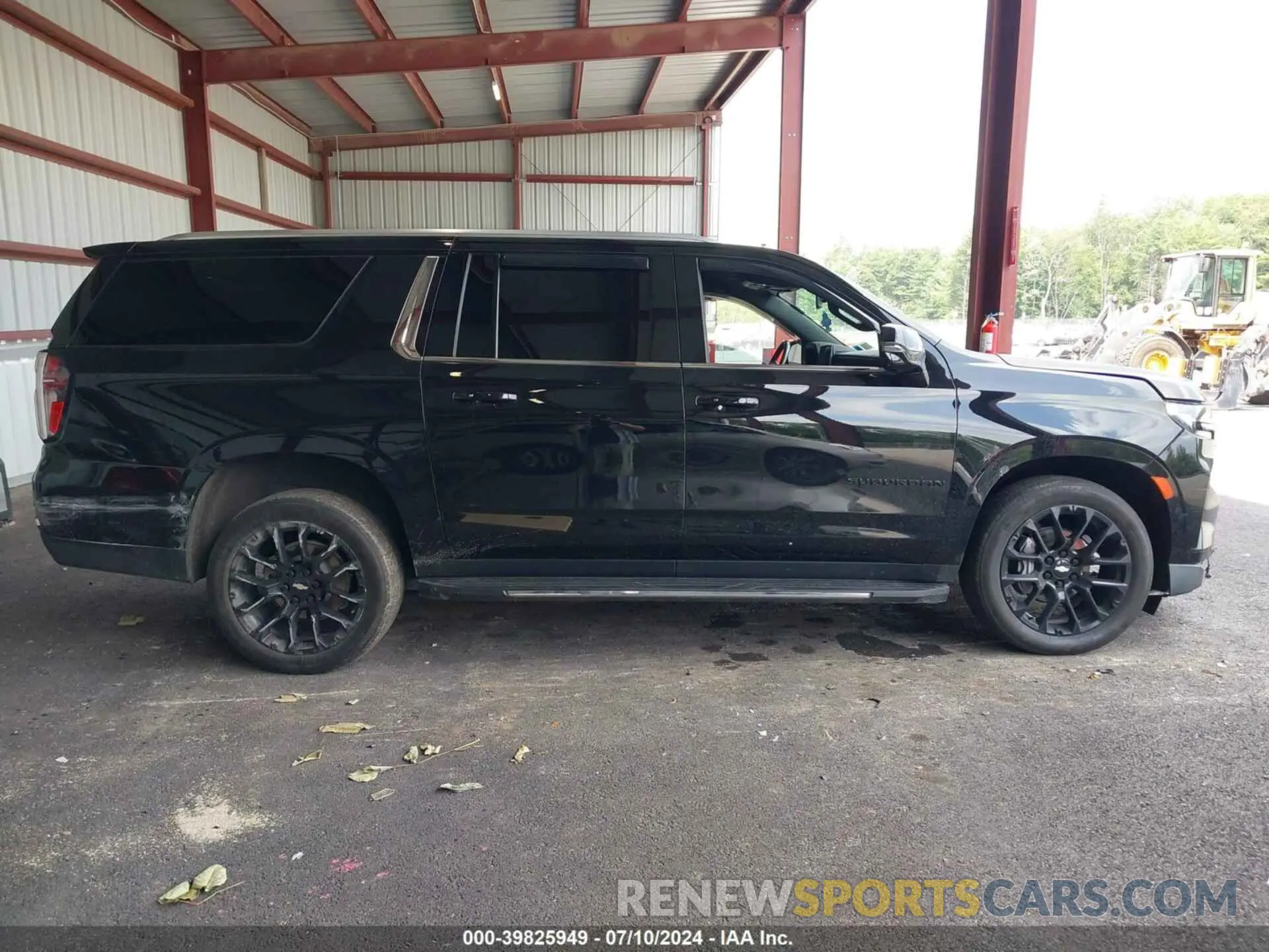 13 Photograph of a damaged car 1GNSKCKD2NR348977 CHEVROLET SUBURBAN 2022