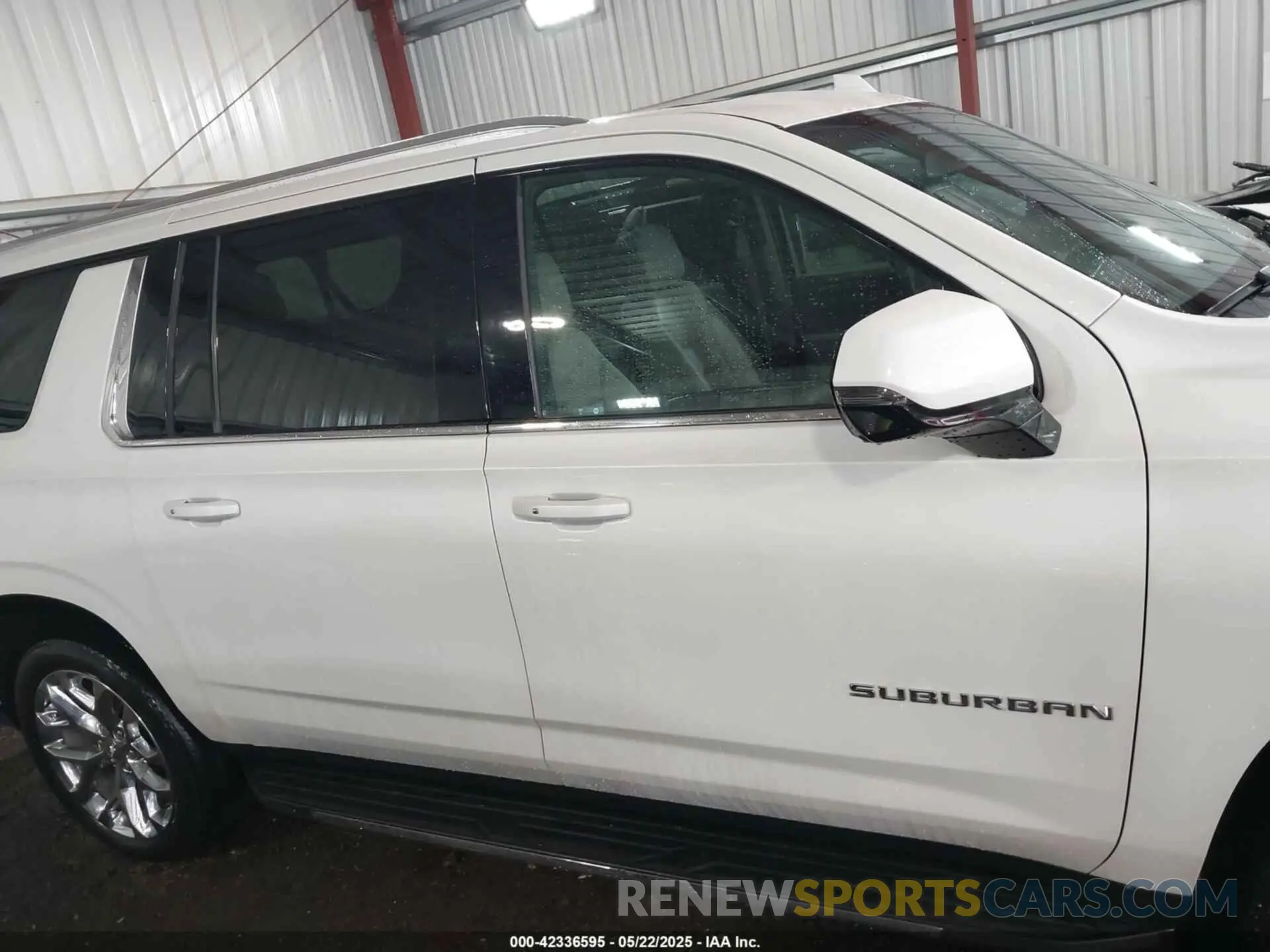 13 Photograph of a damaged car 1GNSKCKD7NR235784 CHEVROLET SUBURBAN 2022