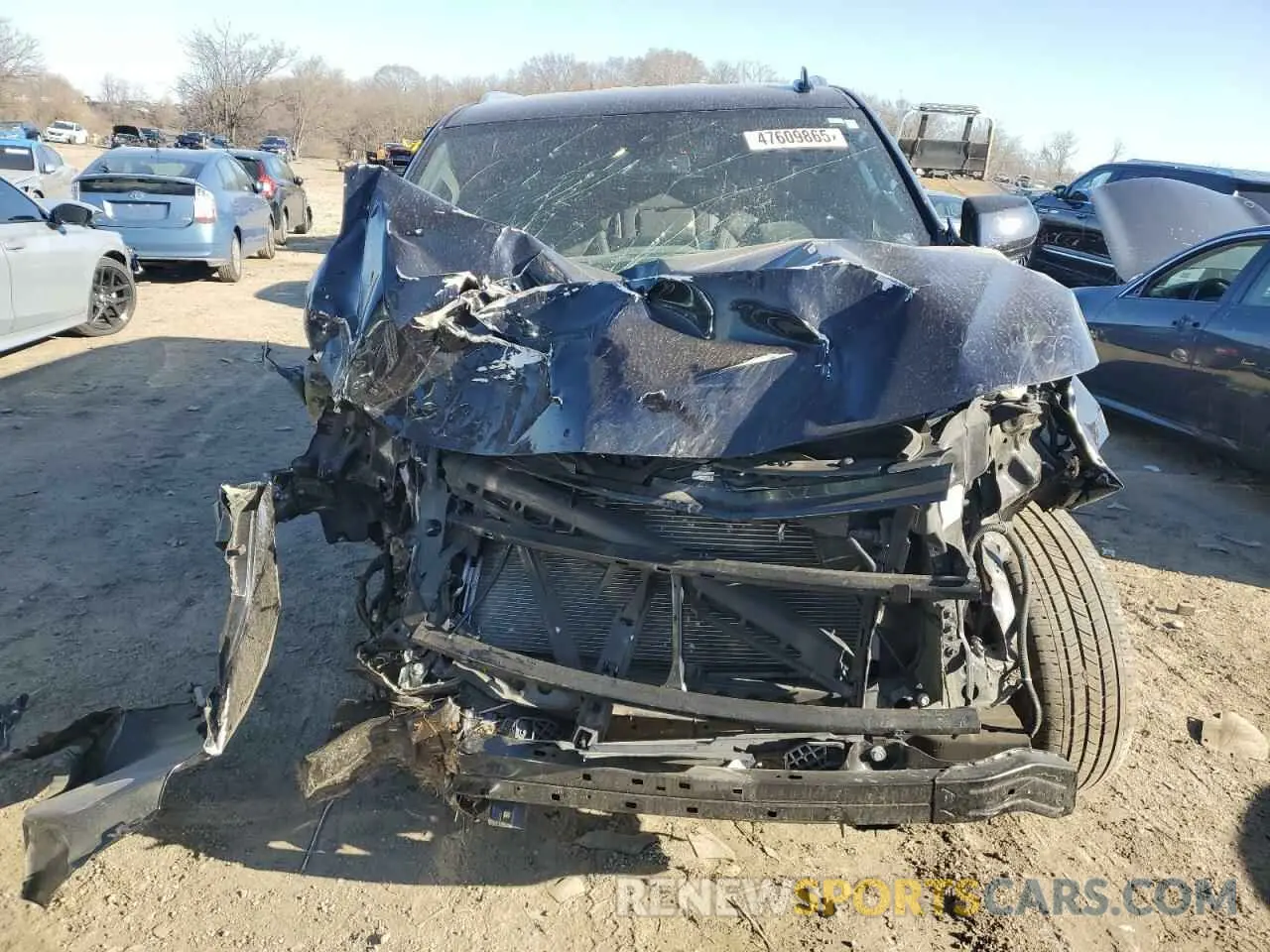 5 Photograph of a damaged car 1GNSKCKDXNR273817 CHEVROLET SUBURBAN 2022
