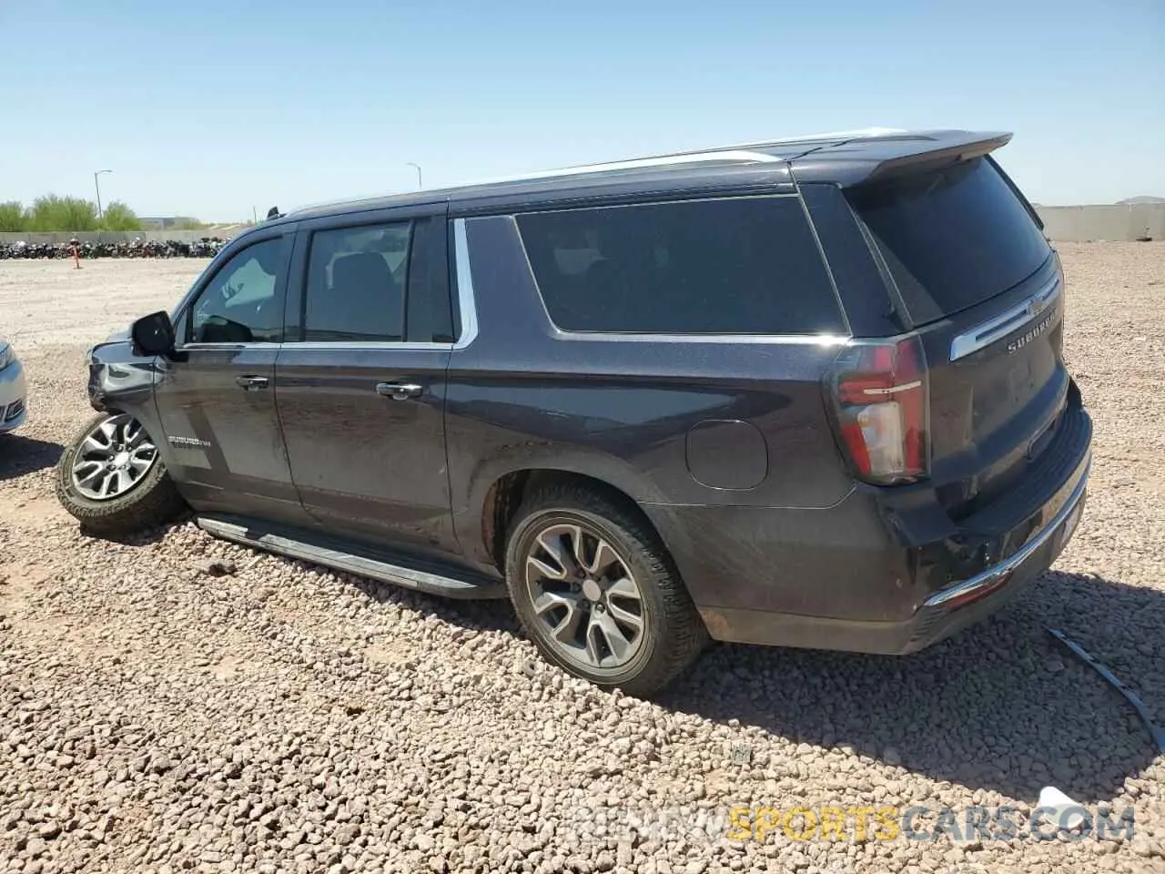 2 Photograph of a damaged car 1GNSKCKDXNR317511 CHEVROLET SUBURBAN 2022
