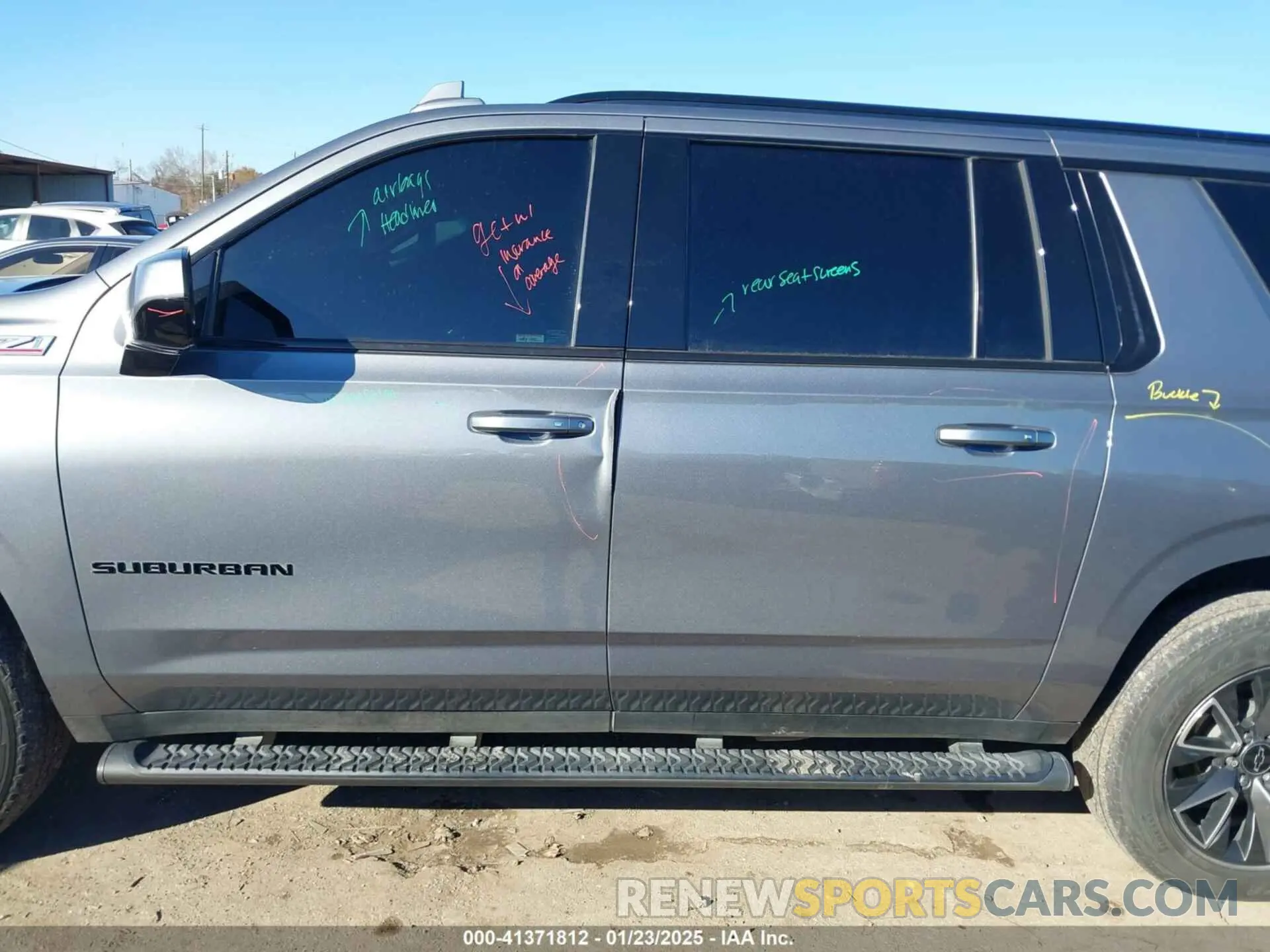 14 Photograph of a damaged car 1GNSKDKD3NR116992 CHEVROLET SUBURBAN 2022