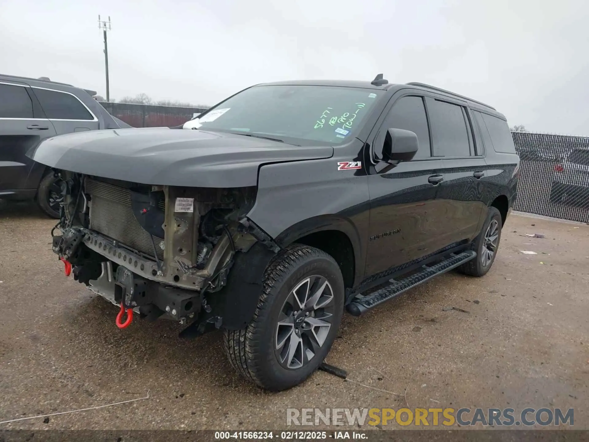 2 Photograph of a damaged car 1GNSKDKD3NR251387 CHEVROLET SUBURBAN 2022