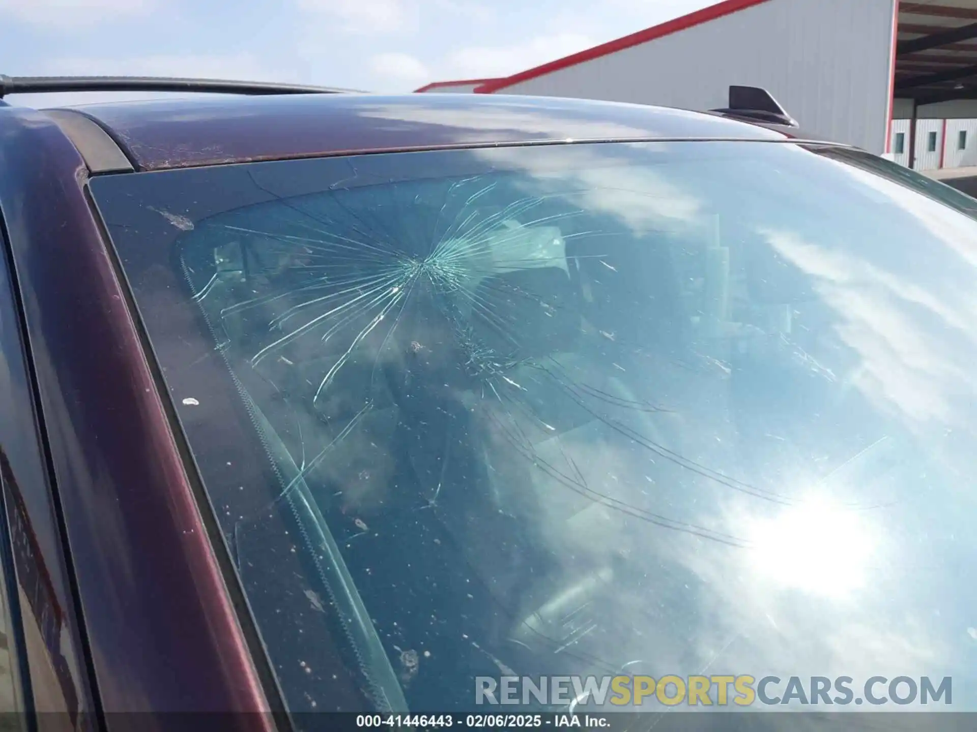 20 Photograph of a damaged car 1GNSKDKD6NR153339 CHEVROLET SUBURBAN 2022