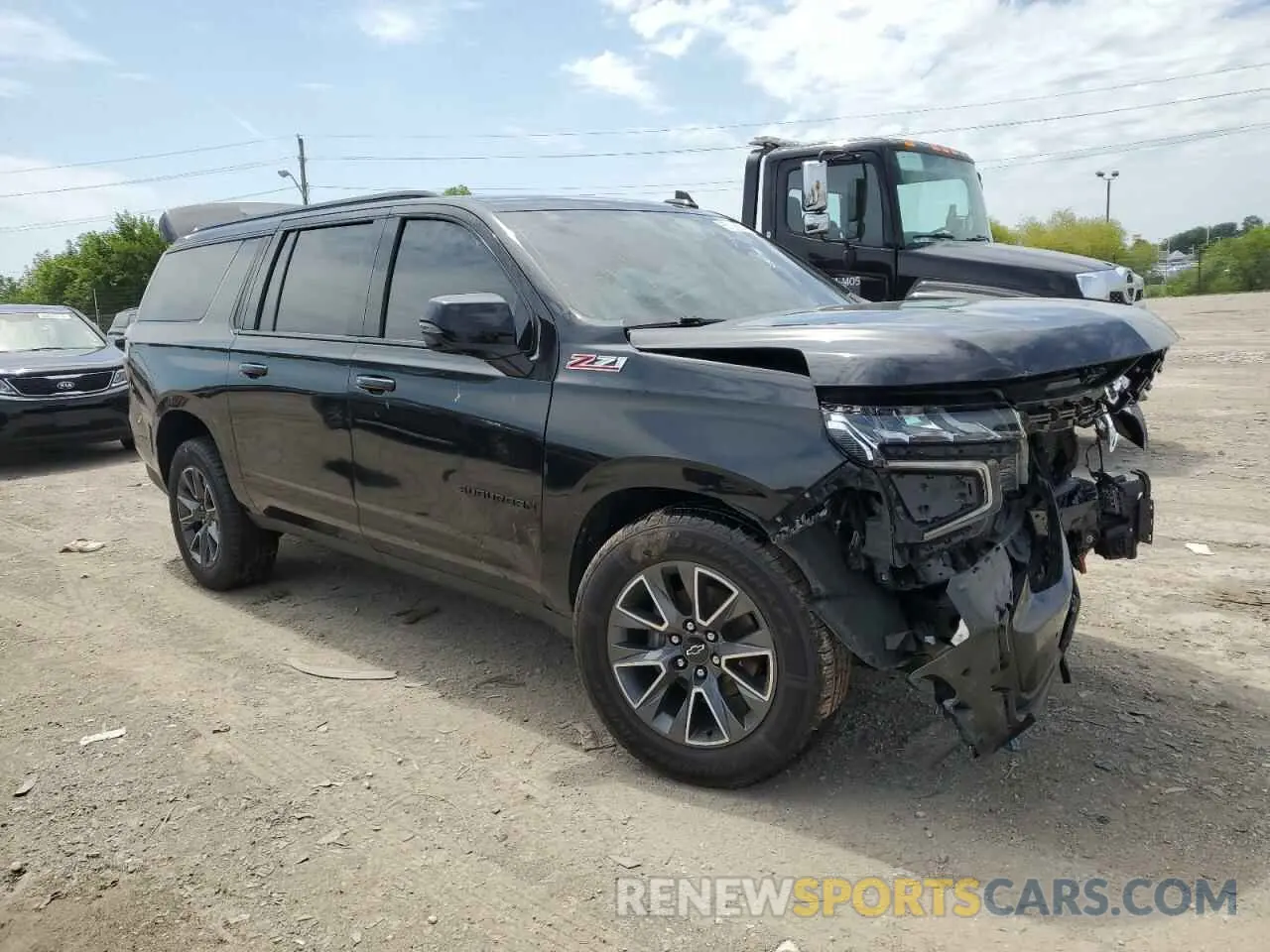 4 Photograph of a damaged car 1GNSKDKD7NR204251 CHEVROLET SUBURBAN 2022
