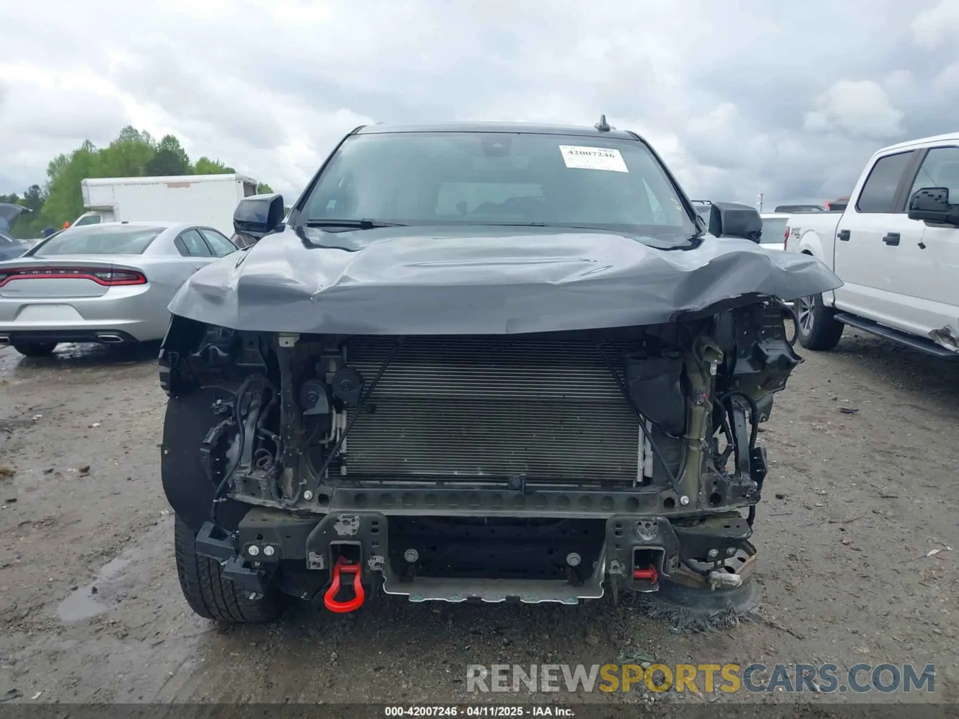13 Photograph of a damaged car 1GNSKDKD7NR345224 CHEVROLET SUBURBAN 2022