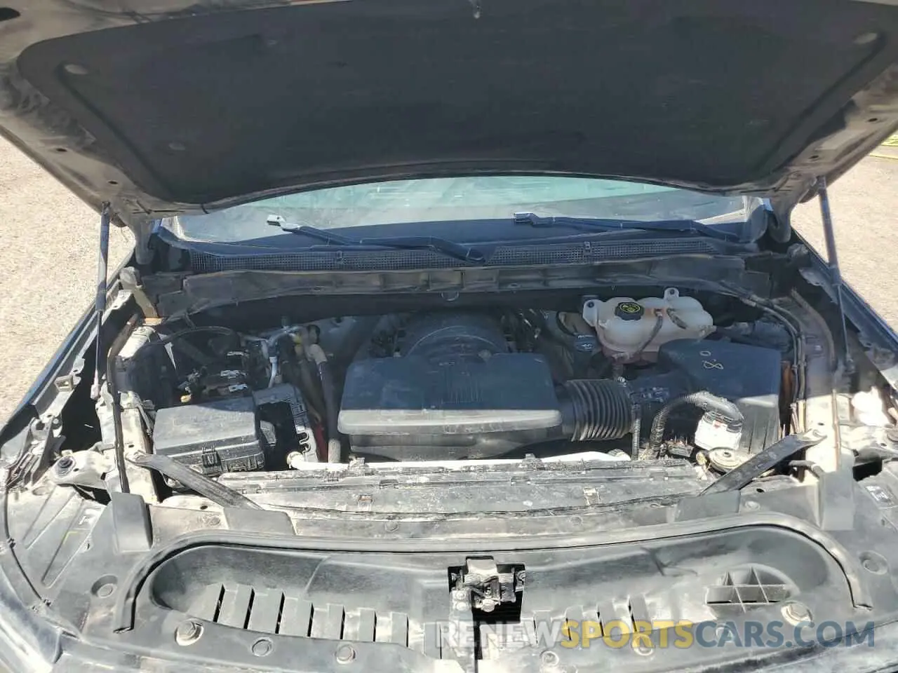12 Photograph of a damaged car 1GNSKDKDXNR259390 CHEVROLET SUBURBAN 2022