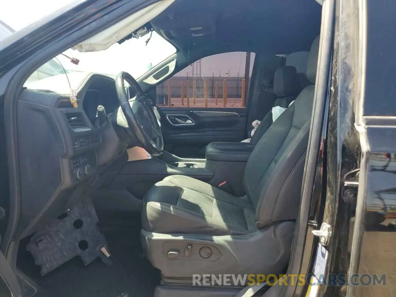 7 Photograph of a damaged car 1GNSKDKDXNR259390 CHEVROLET SUBURBAN 2022