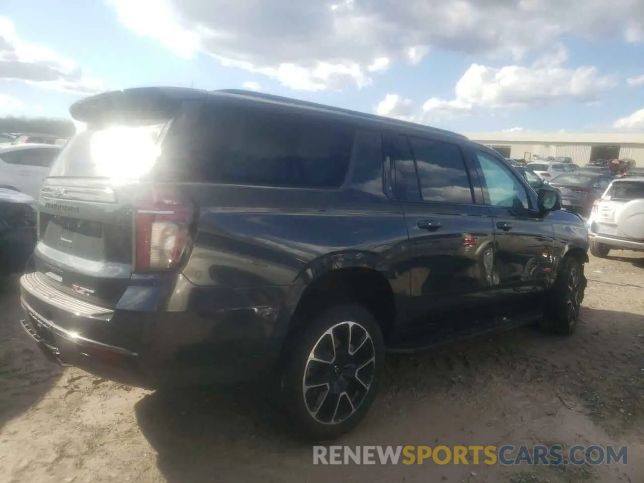 3 Photograph of a damaged car 1GNSKEKD4NR303096 CHEVROLET SUBURBAN 2022