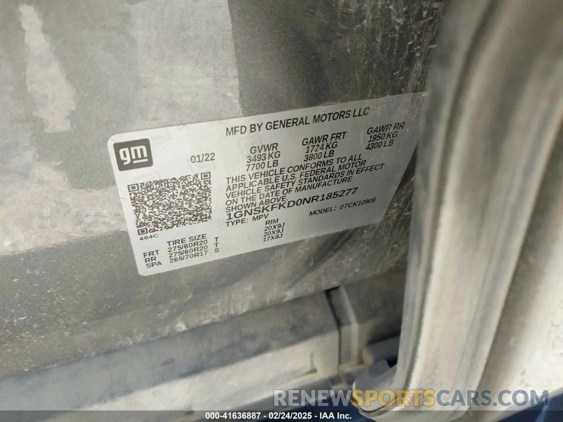 9 Photograph of a damaged car 1GNSKFKD0NR185277 CHEVROLET SUBURBAN 2022