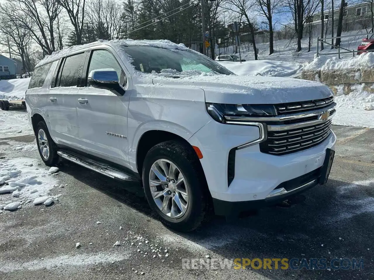 4 Photograph of a damaged car 1GNSKFKD0NR189734 CHEVROLET SUBURBAN 2022