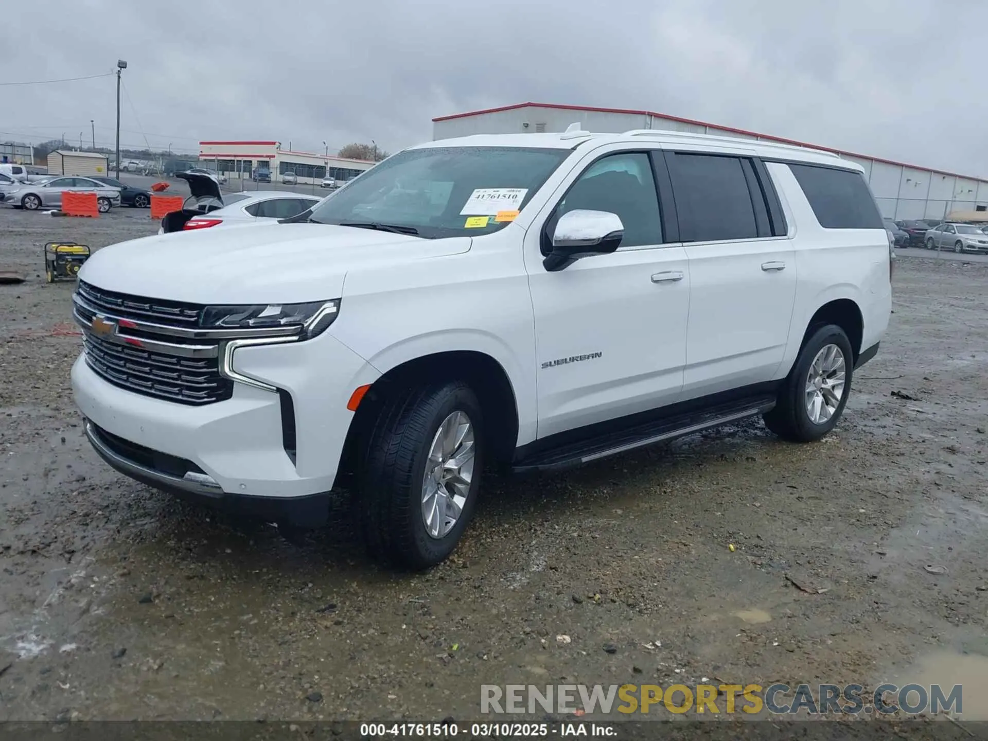 2 Photograph of a damaged car 1GNSKFKD6NR238466 CHEVROLET SUBURBAN 2022