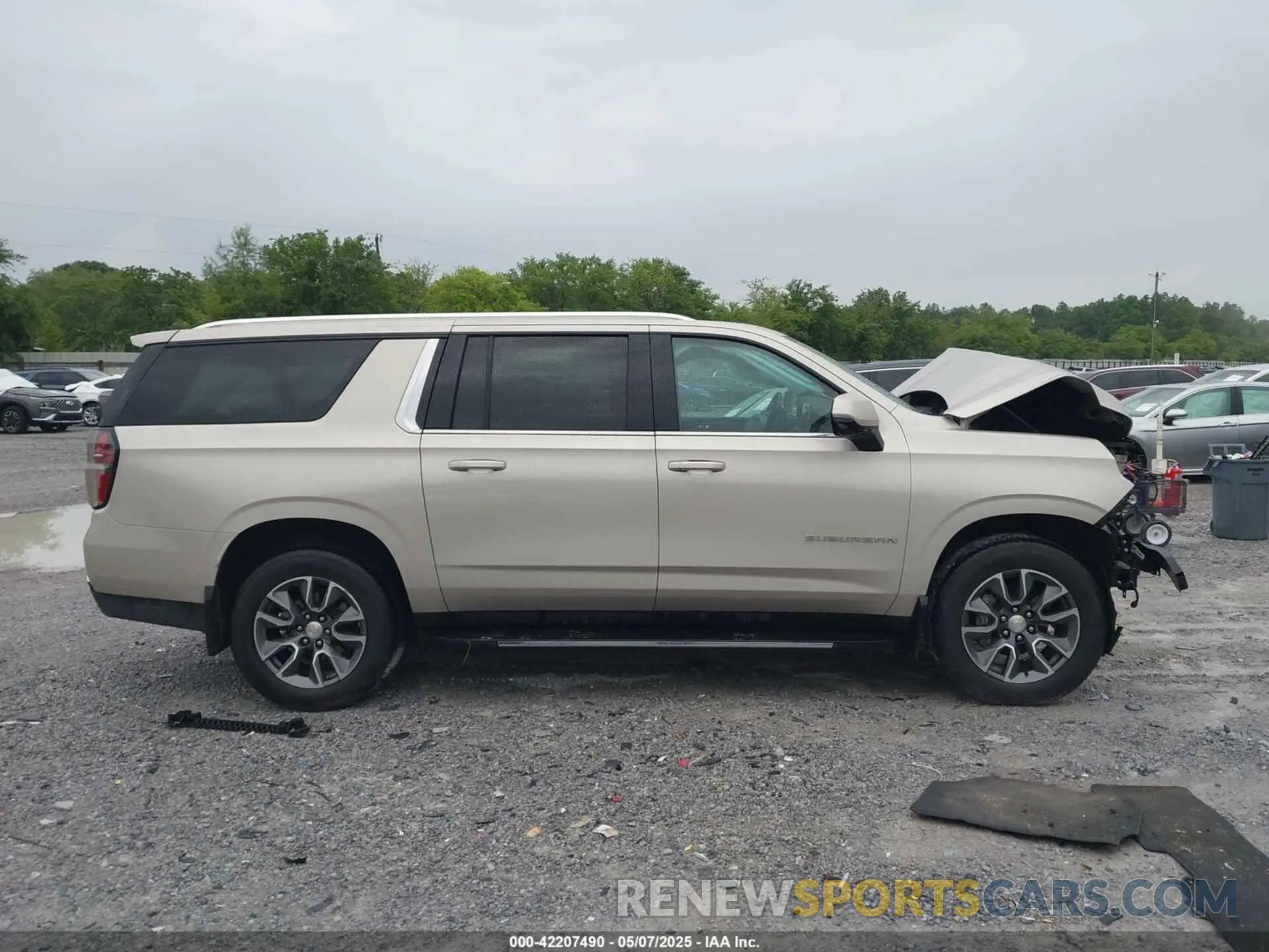 13 Photograph of a damaged car 1GNSCCKD2PR170276 CHEVROLET SUBURBAN 2023