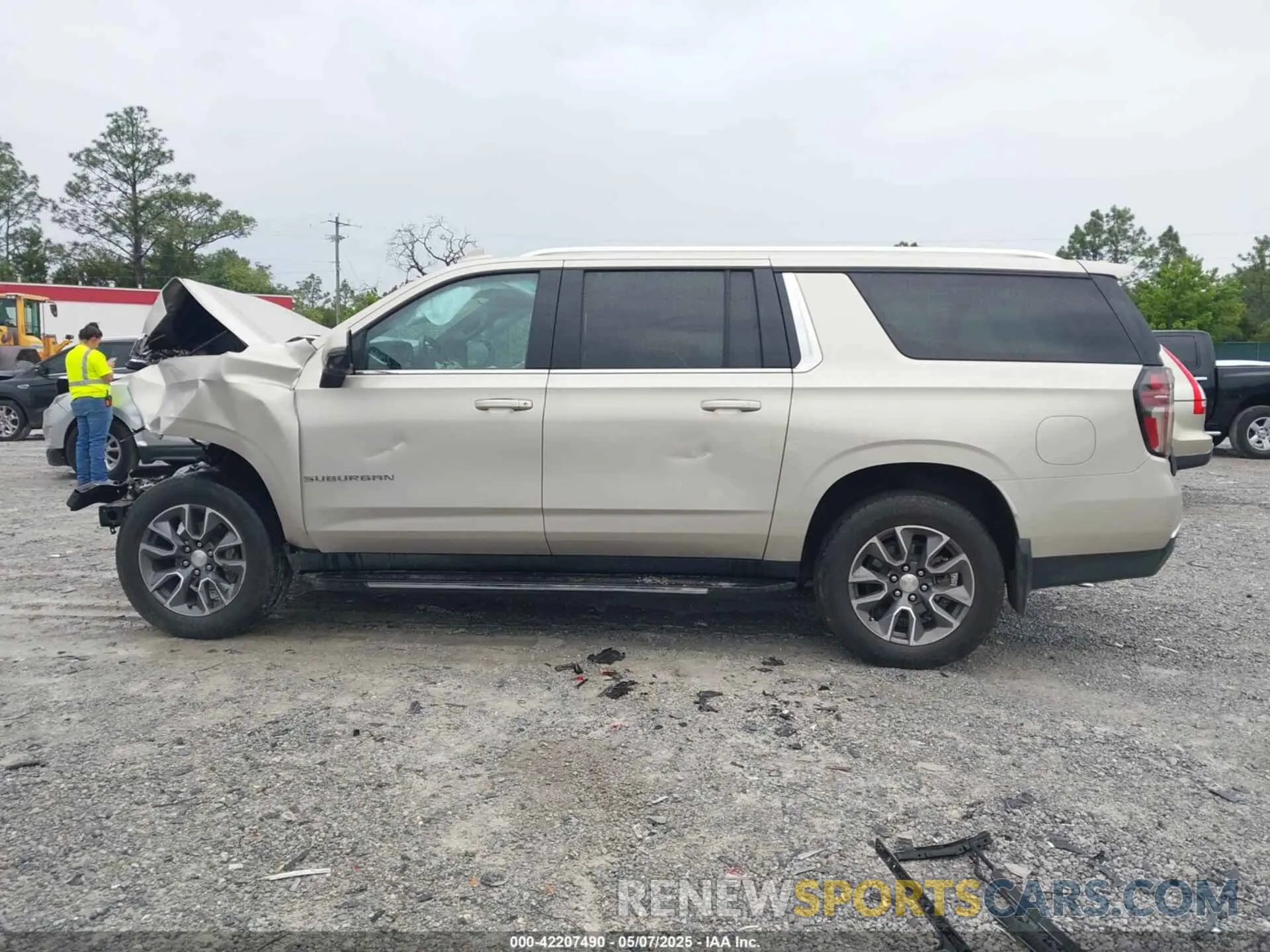 14 Photograph of a damaged car 1GNSCCKD2PR170276 CHEVROLET SUBURBAN 2023