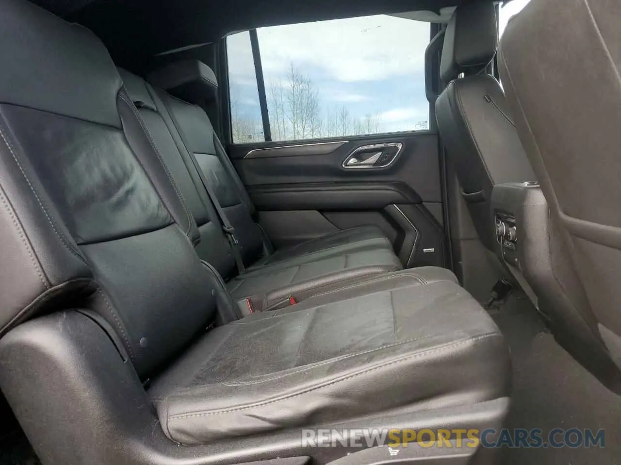 11 Photograph of a damaged car 1GNSCCKD3PR125671 CHEVROLET SUBURBAN 2023